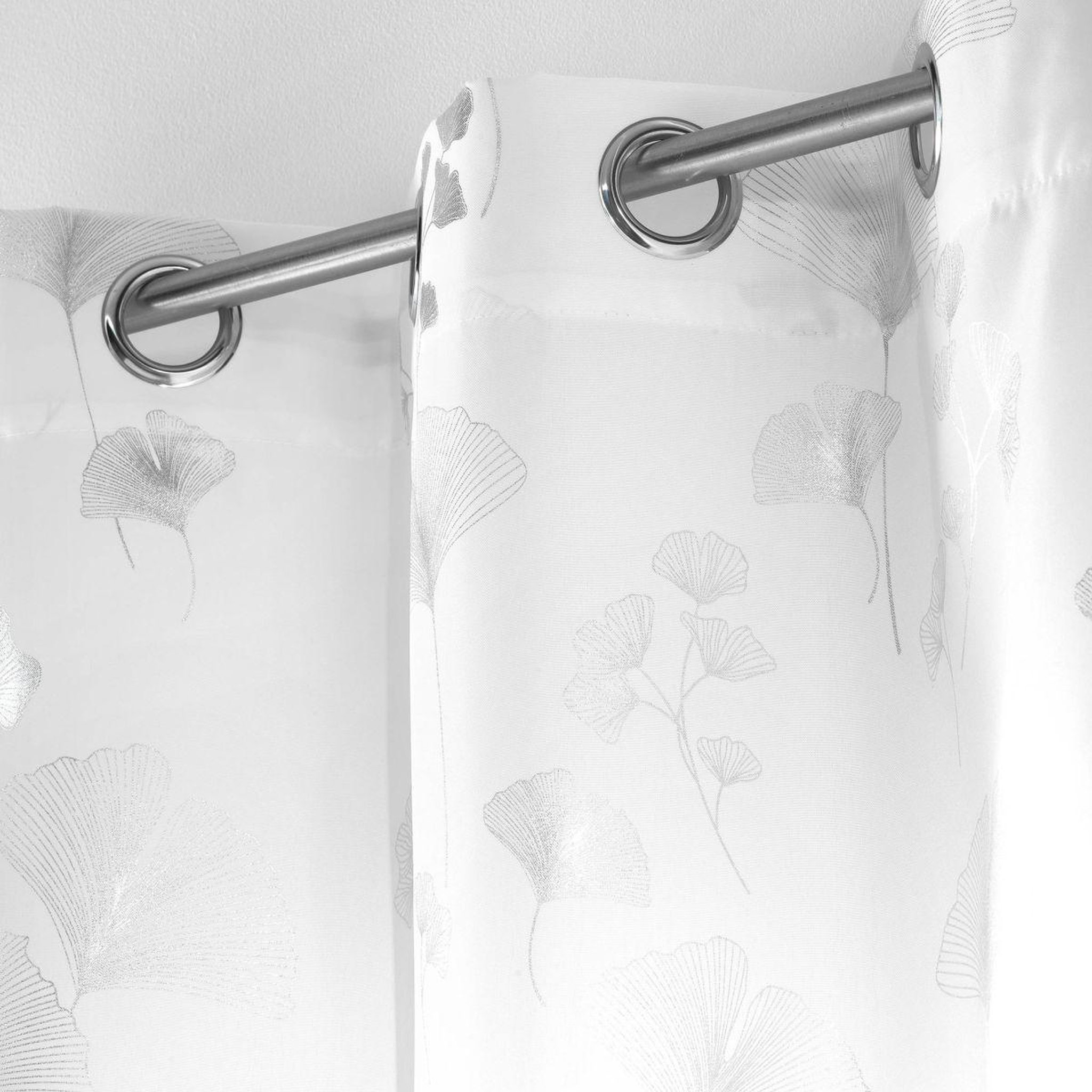 Voir la diapositive 2 : Douceur d'Intérieur Rideau déco à œillets  bloomy  140x280cm blanc