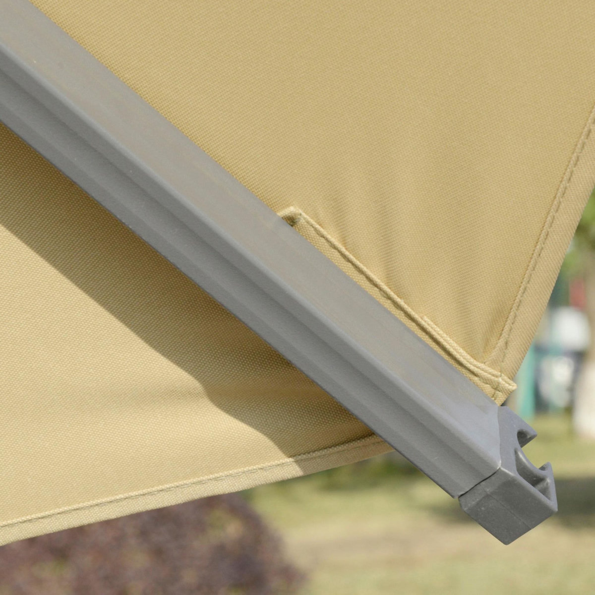 OUTSUNNY Parasol déporté octogonal inclinable pivotant 360° manivelle dim. 3L x 3l x 2,5H m alu. acier époxy polyester kaki
