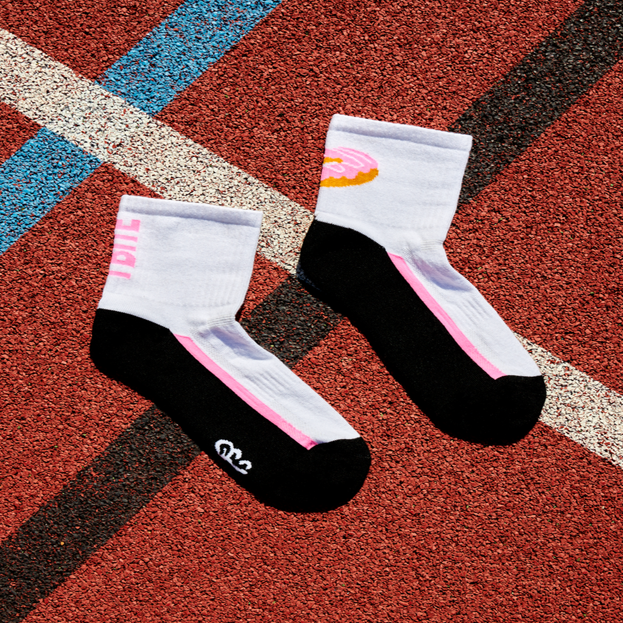 Voir la diapositive 5 : DEDOLES Chaussettes sport coolmax® courtes je mords