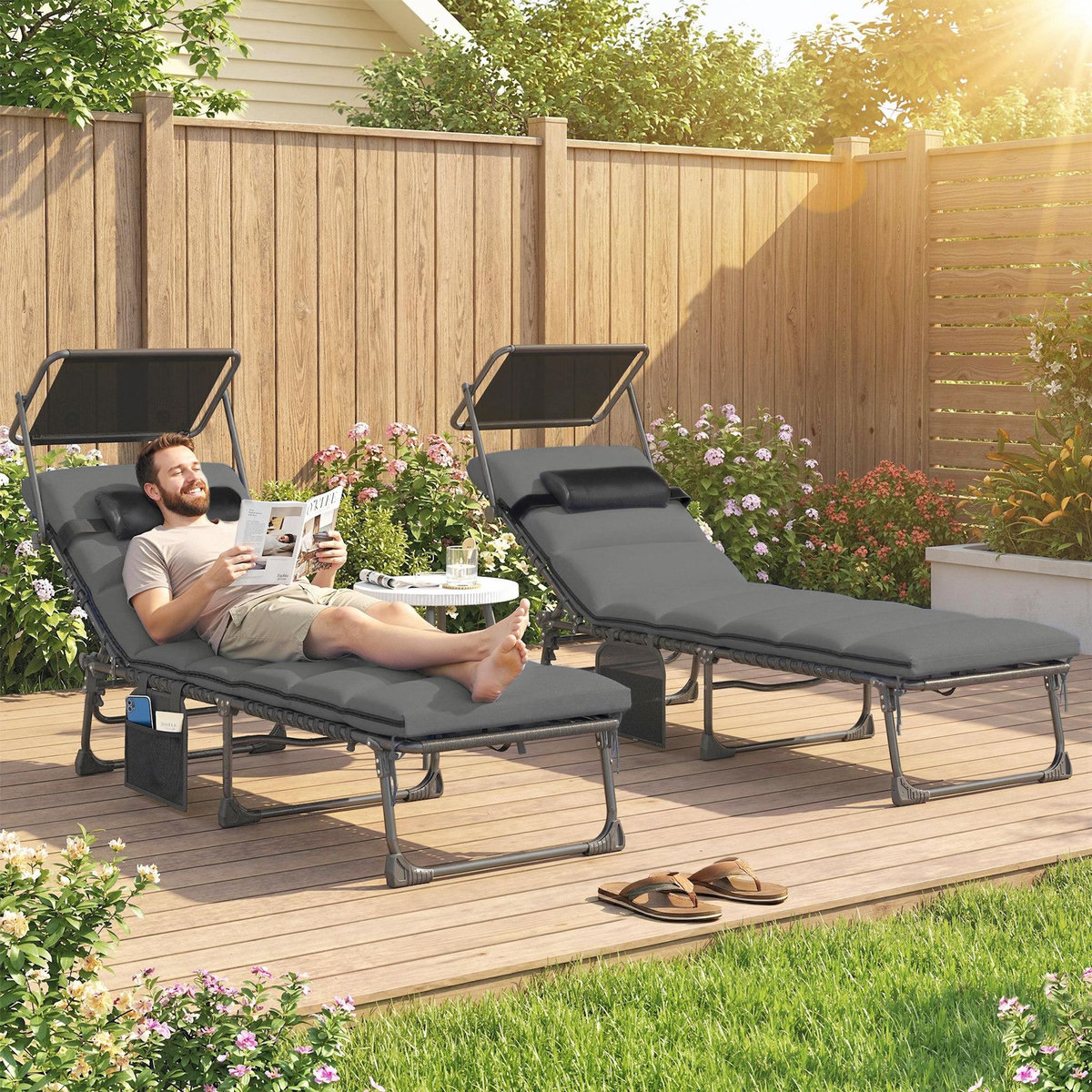 OUTSUNNY Lot de 2 bains de soleil pliables réglables pare-soleil matelas pochette rangement gris