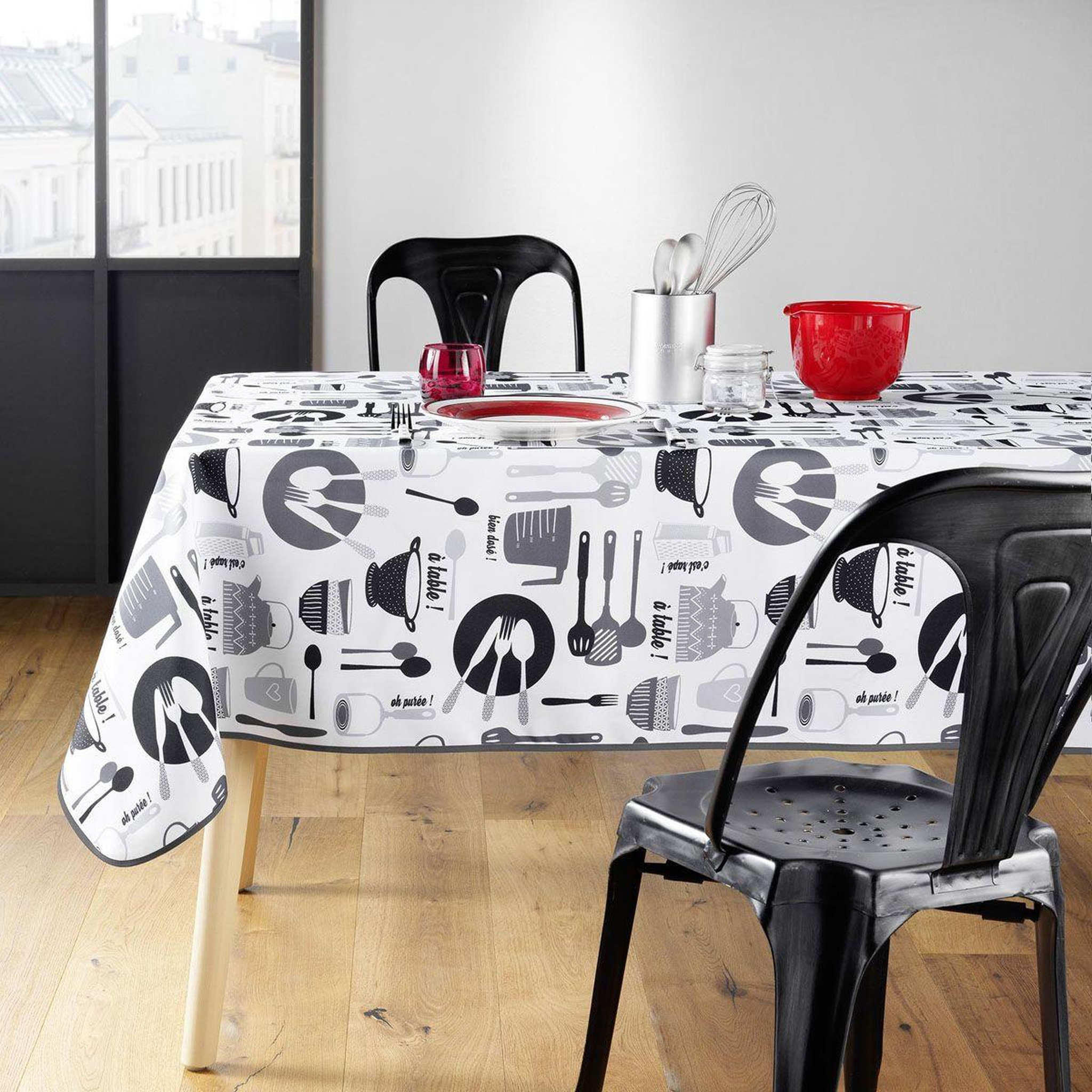 Voir la diapositive 3 : Douceur d'Intérieur Nappe imprimé  kitchen  150x240cm blanc & noir