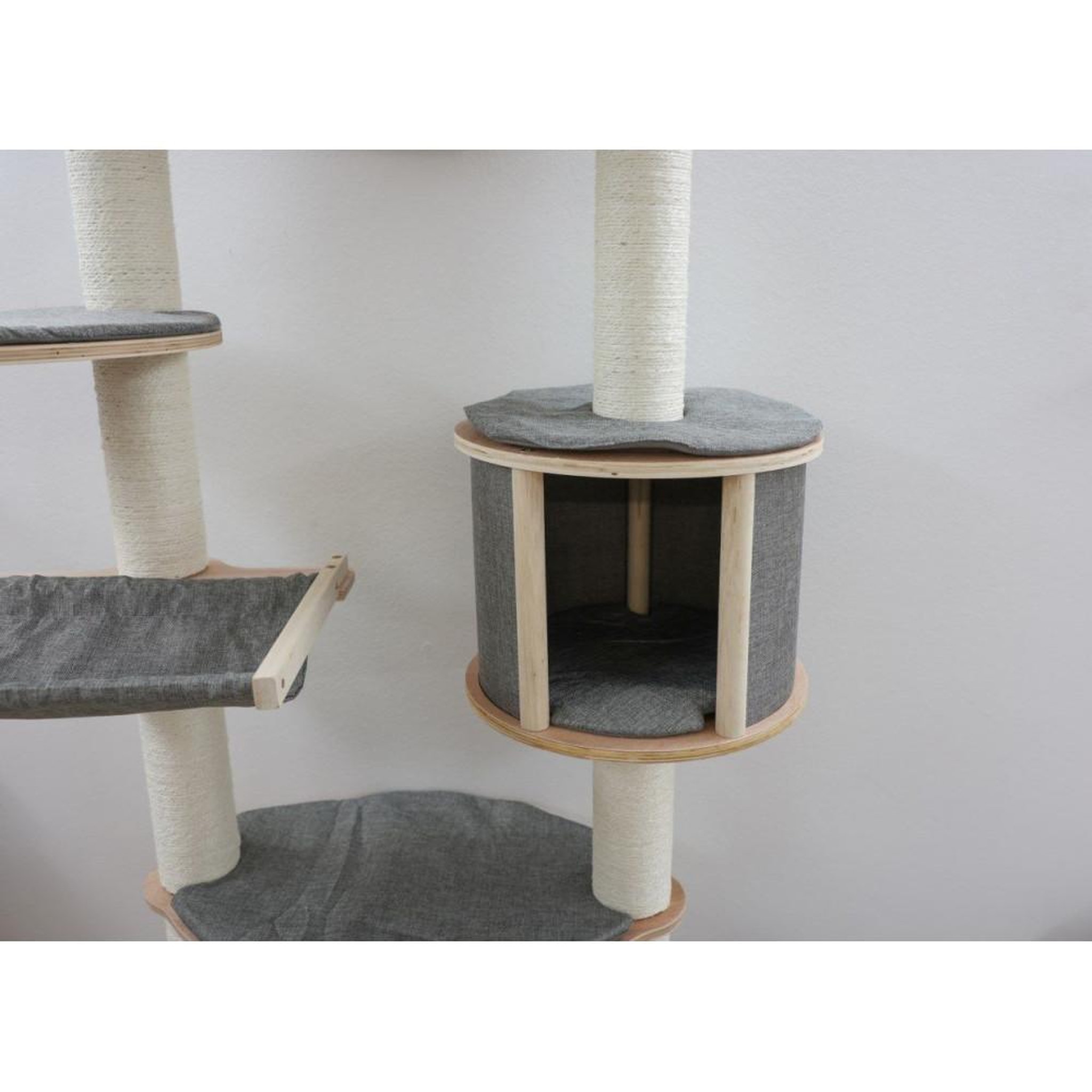 Voir la diapositive 4 : KERBL Arbre a chat mural - H. 185 cm - Dolomit XL Tofana - KERBL - Gris