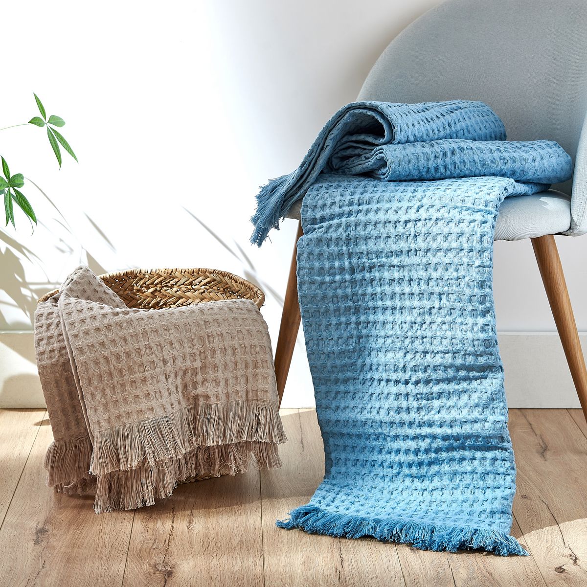 ACTUEL Plaid, couvre-lit, jeté de canapé uni en coton effet nid d'abeille 380 g/m²