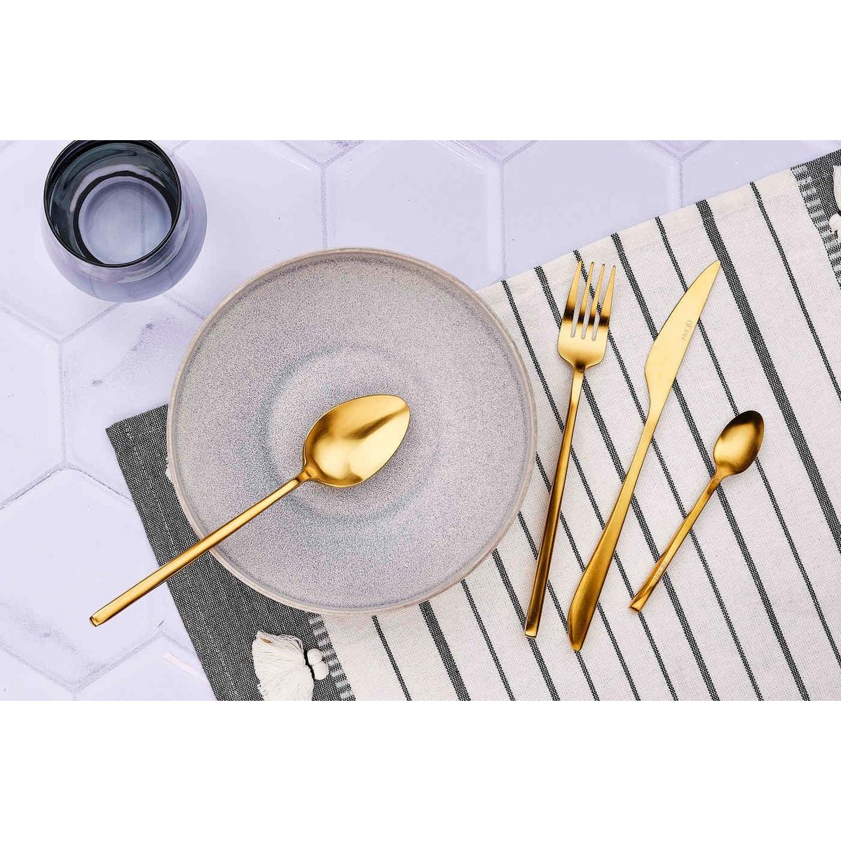 BJORN Ménagère 24 pièces OLAF - Gold