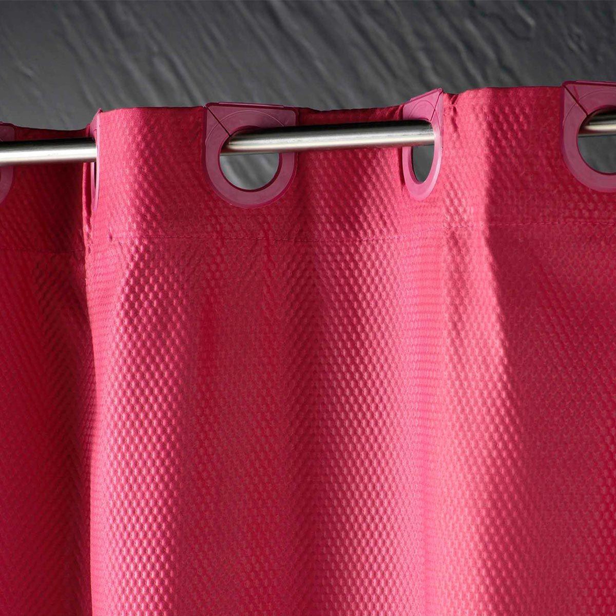 Voir la diapositive 2 : Douceur d'Intérieur Rideau de douche  dotty  180x200cm framboise