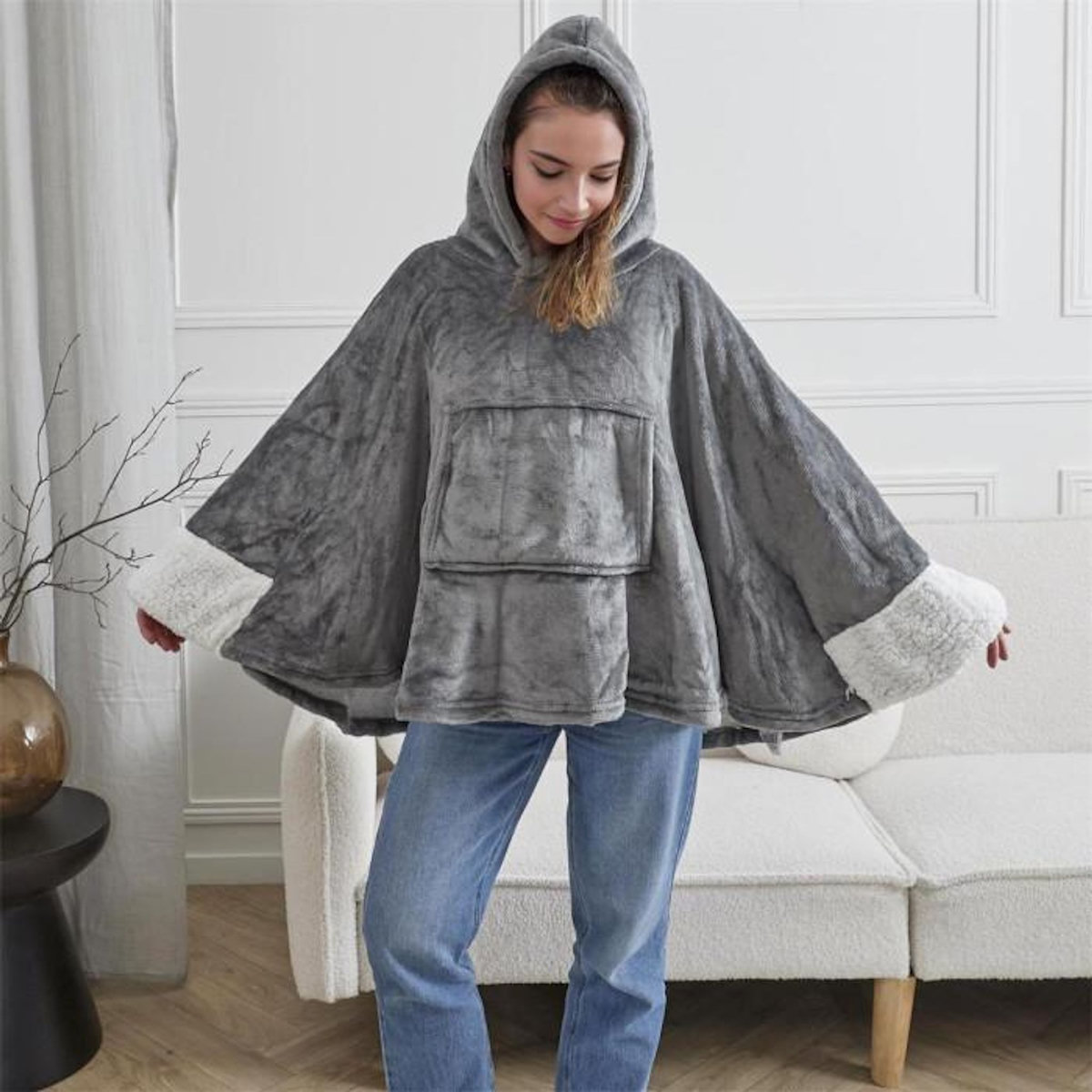 Paris Prix Plaid Poncho à Capuche  Sherpa  100x150cm Gris Foncé