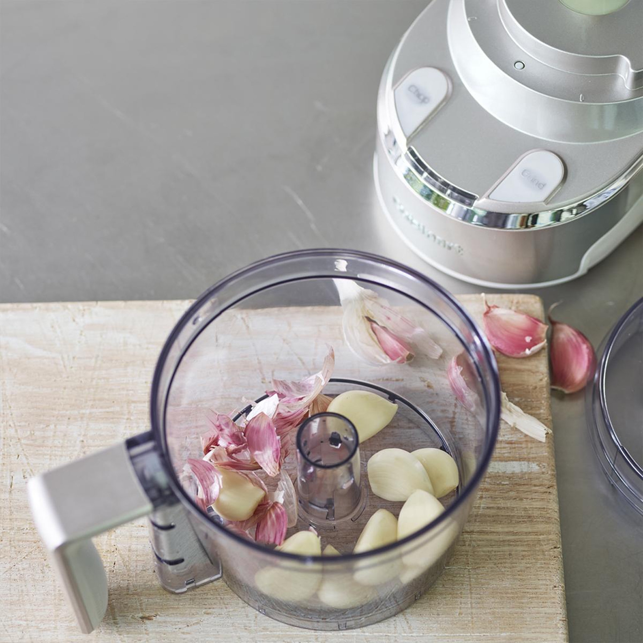 Voir la diapositive 4 : Cuisinart Mini préparateur sans fil 0.9l - RMC100E
