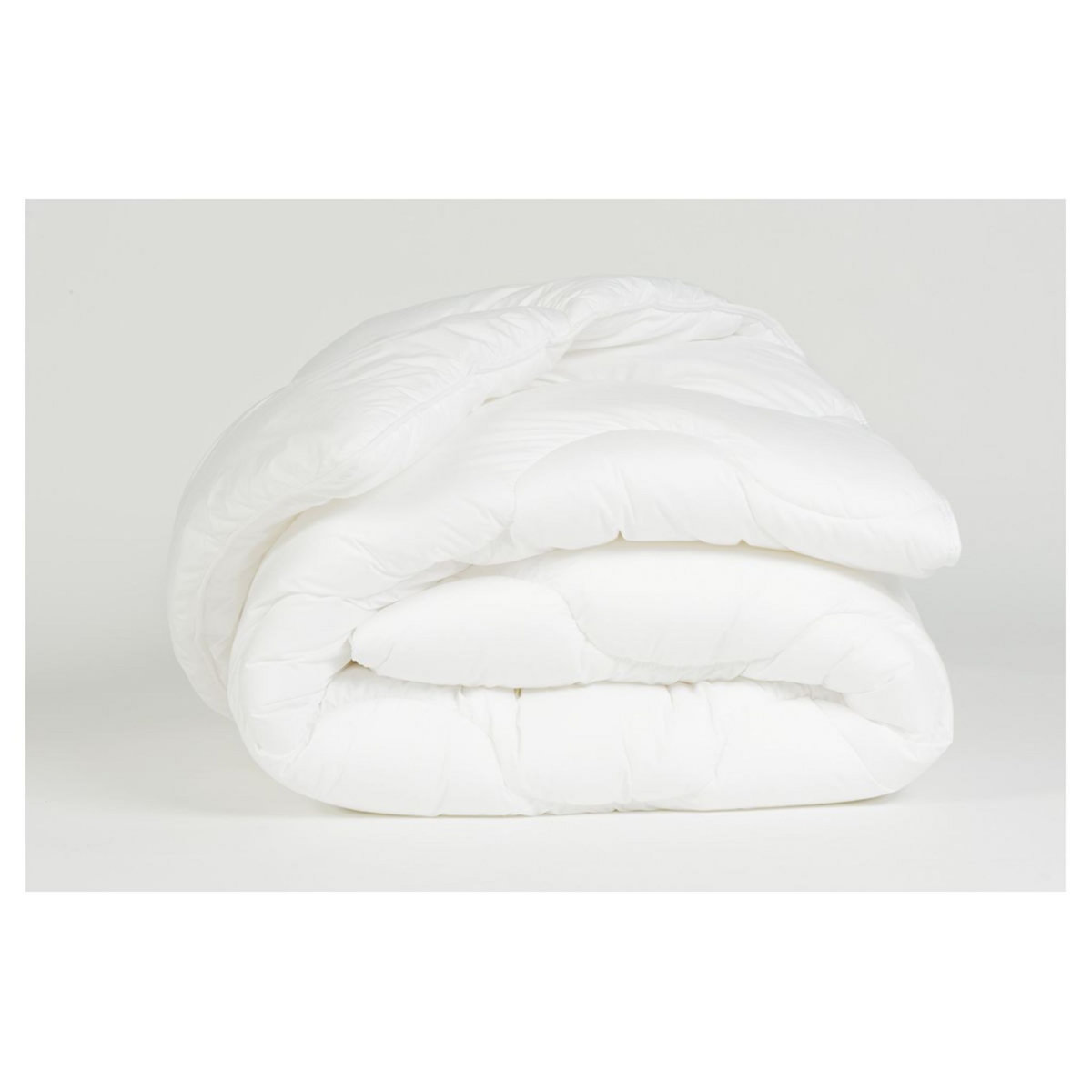 DODO Couette Tempérée Anti Acariens et Antibactérien VIVE LA RENTRÉE 300 g/m2