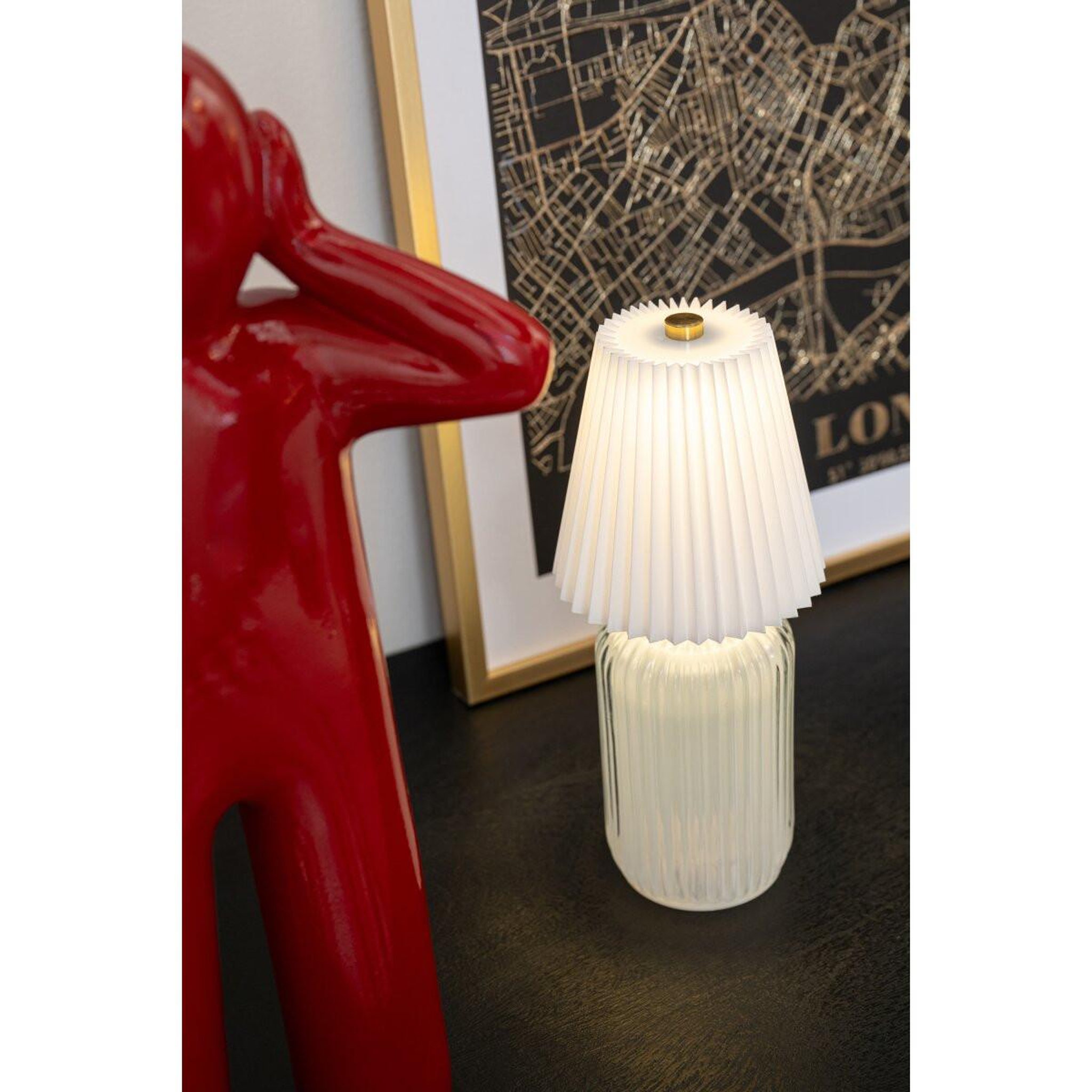 Voir la diapositive 5 : J-LINE Lampe à poser led  lola  24cm blanc cassé