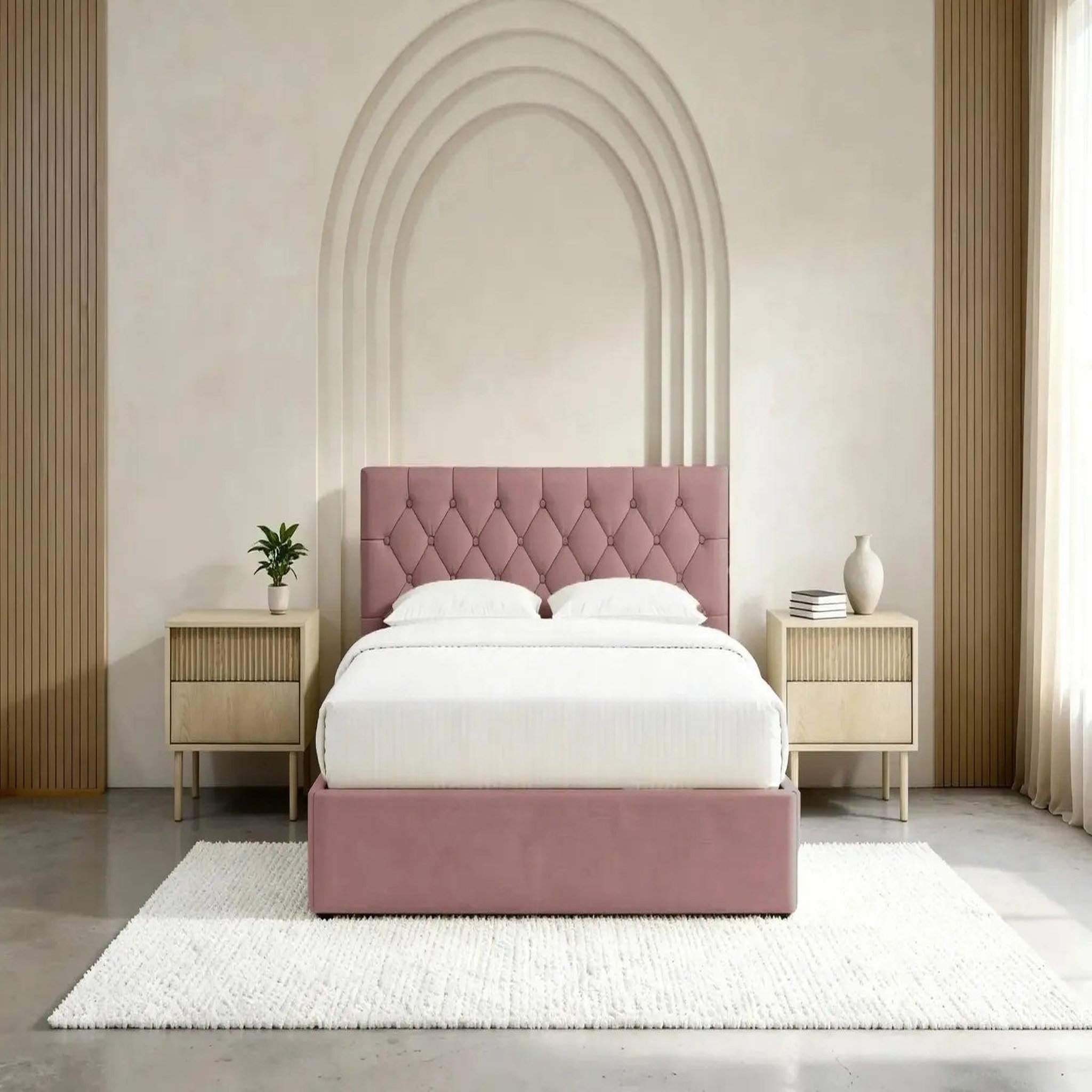Voir la diapositive 3 : CASANOVA PARIS Emile - lit coffre tissu velours