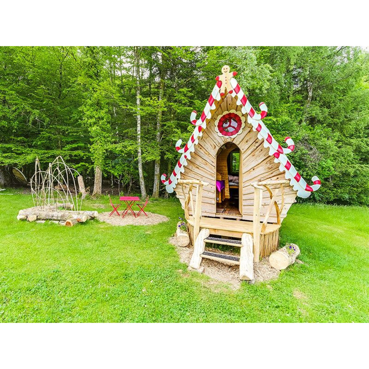 Smartbox 2 jours insolites en famille dans une cabane dans les Vosges - Coffret Cadeau Séjour