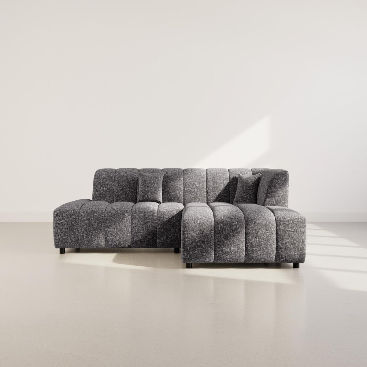 LISA DESIGN Curtis - canapé d'angle droit 4 places sans accoudoir en tissu texturé