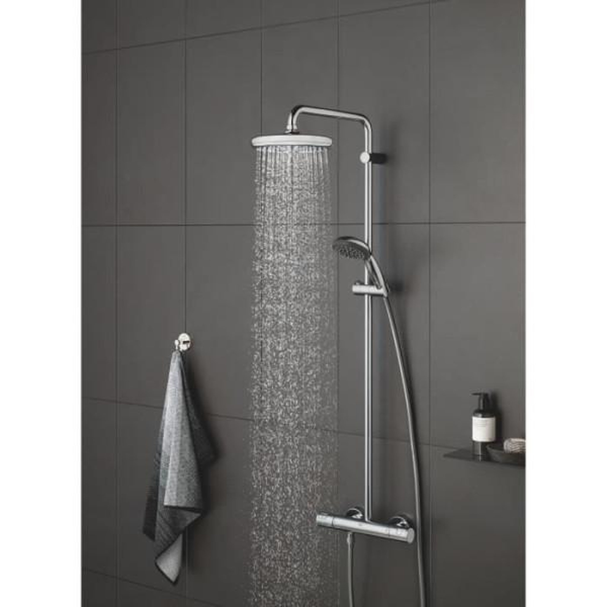 Voir la diapositive 2 : Grohe Douche de tete GROHE Vitalio Start 210 - jet unique - économie d'eau - raccord fileté 1/2 - 26415000