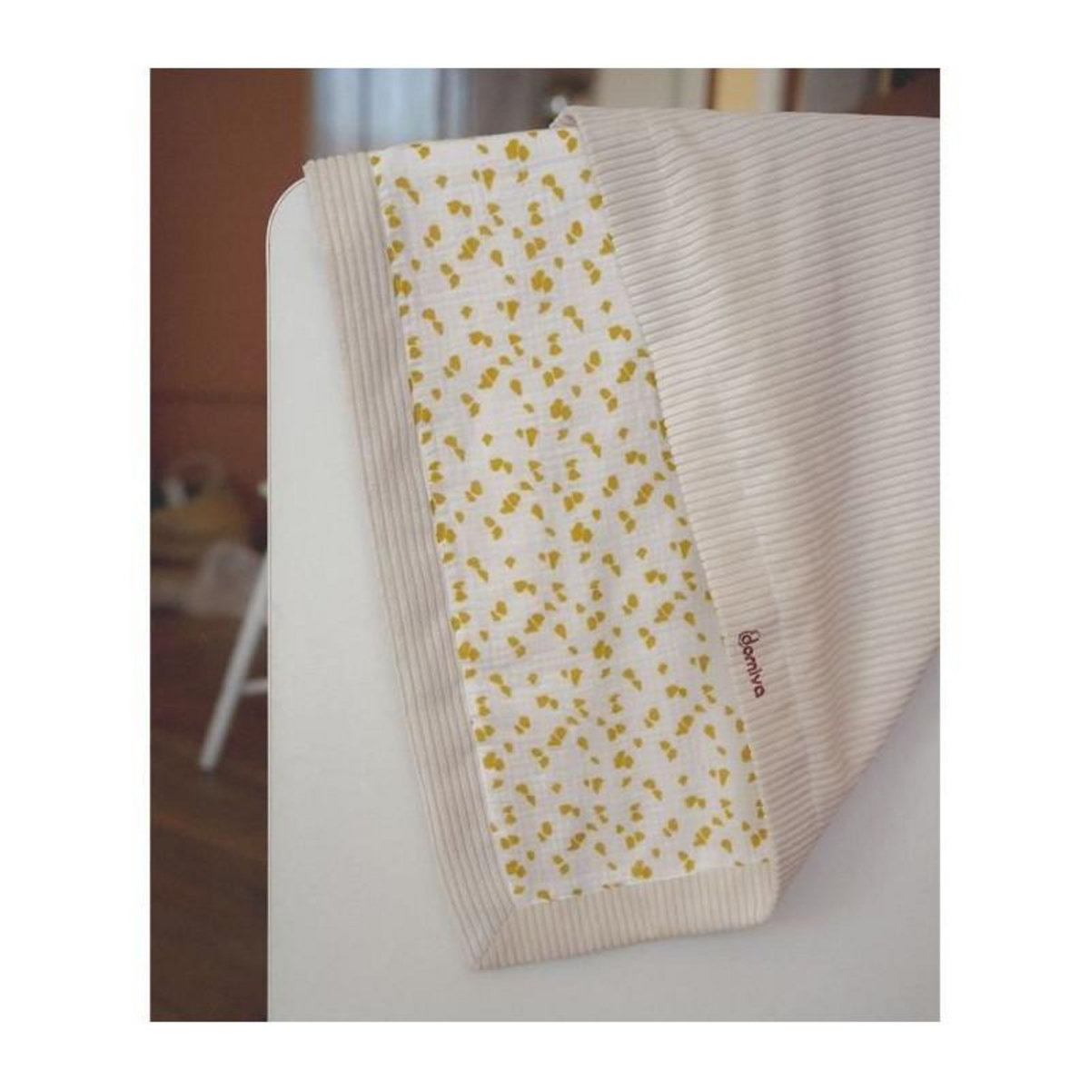 DOMIVA Couverture réversible esprit safari pour bébé Beige 75x100 cm