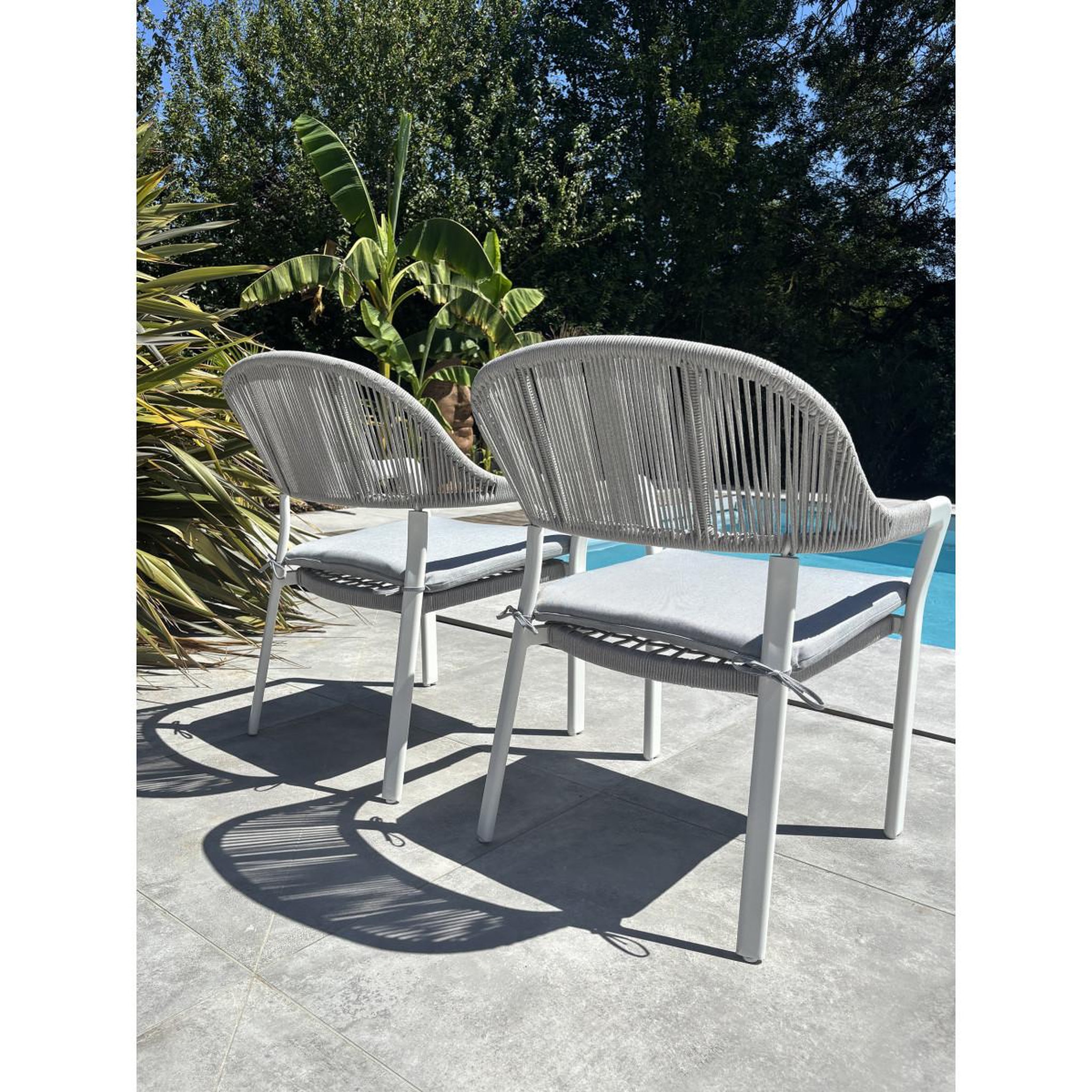 Voir la diapositive 4 : Paris Prix Lot de 2 fauteuils de jardin empilables  abella  86cm blanc