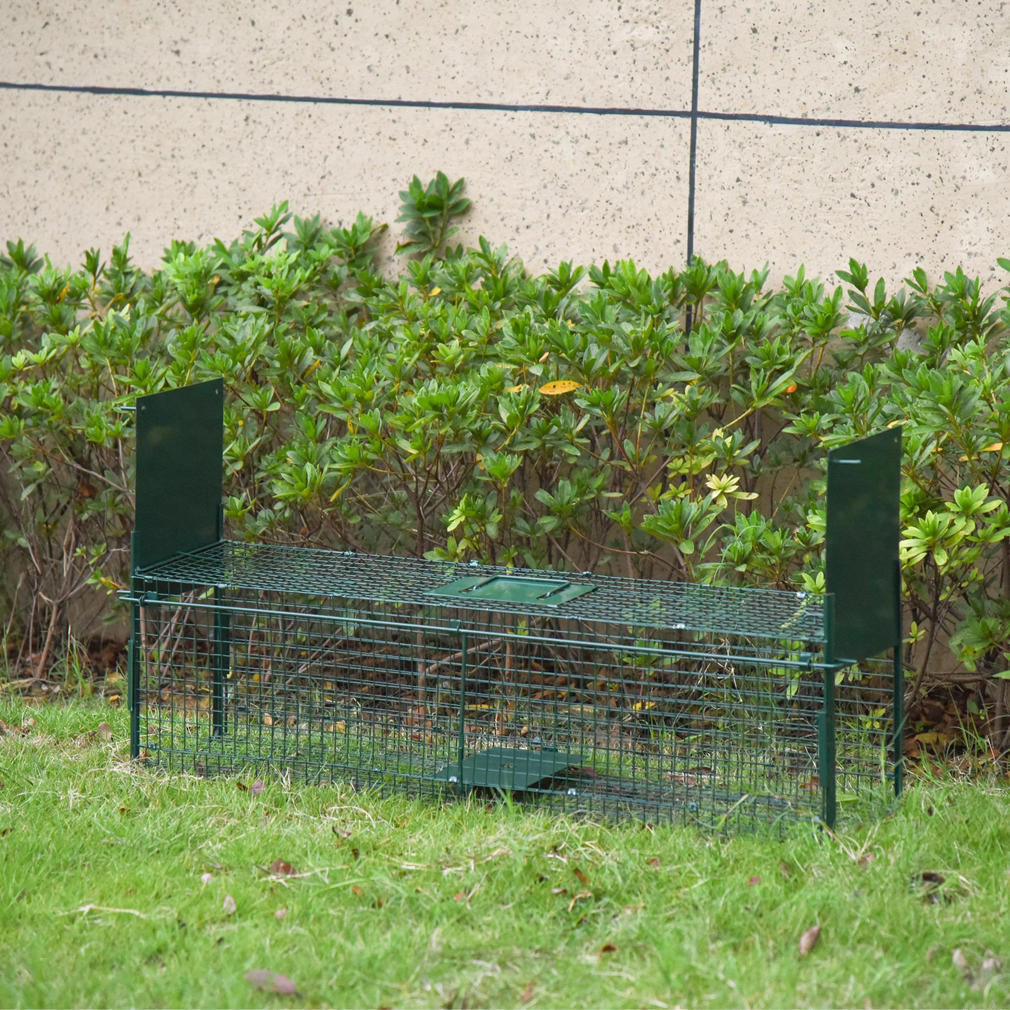 Voir la diapositive 2 : PAWHUT Piège de capture pour petits animaux type lapin rat - 2 entrées + poignée - dim. 100L x 25l x 28H cm - métal vert