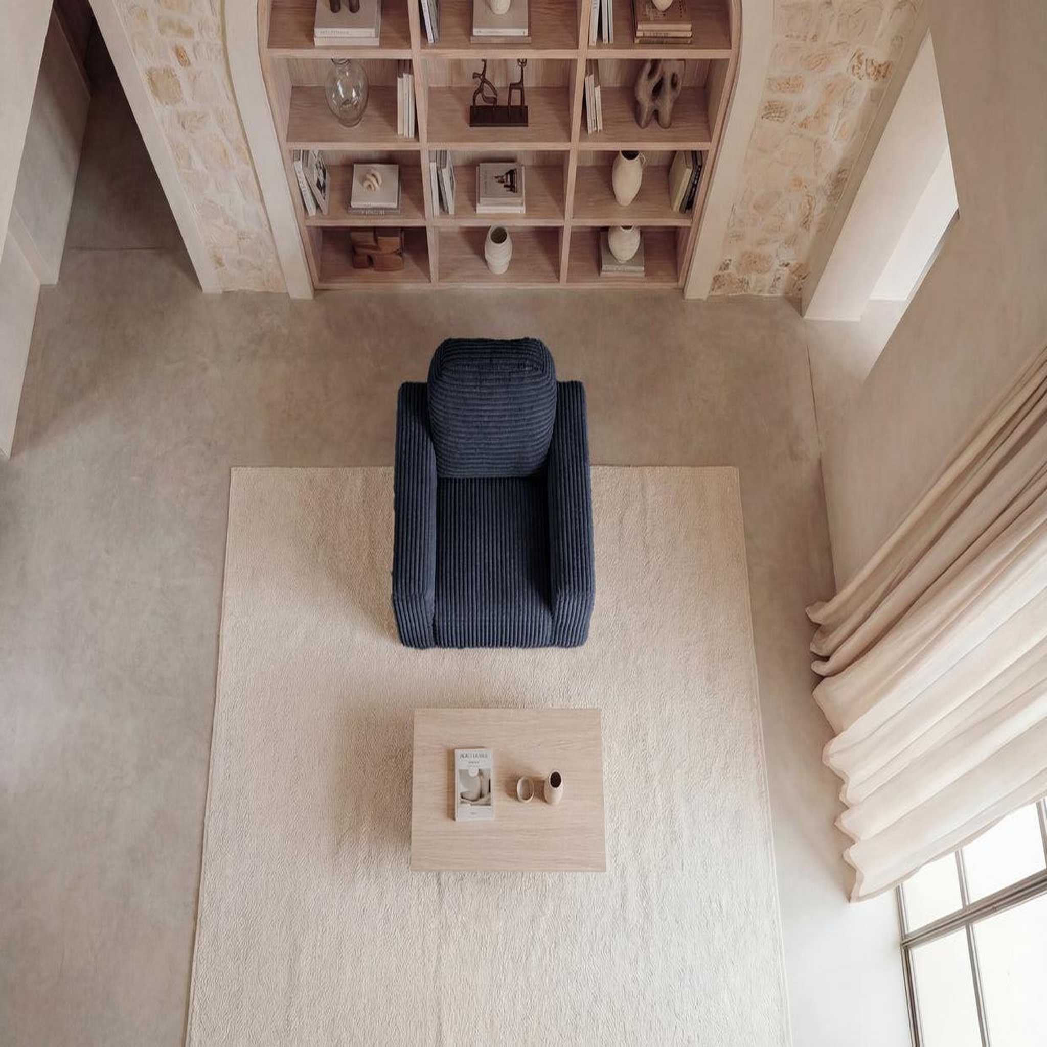 Voir la diapositive 6 : CASANOVA PARIS Elvis - fauteuil gros velours côtelé