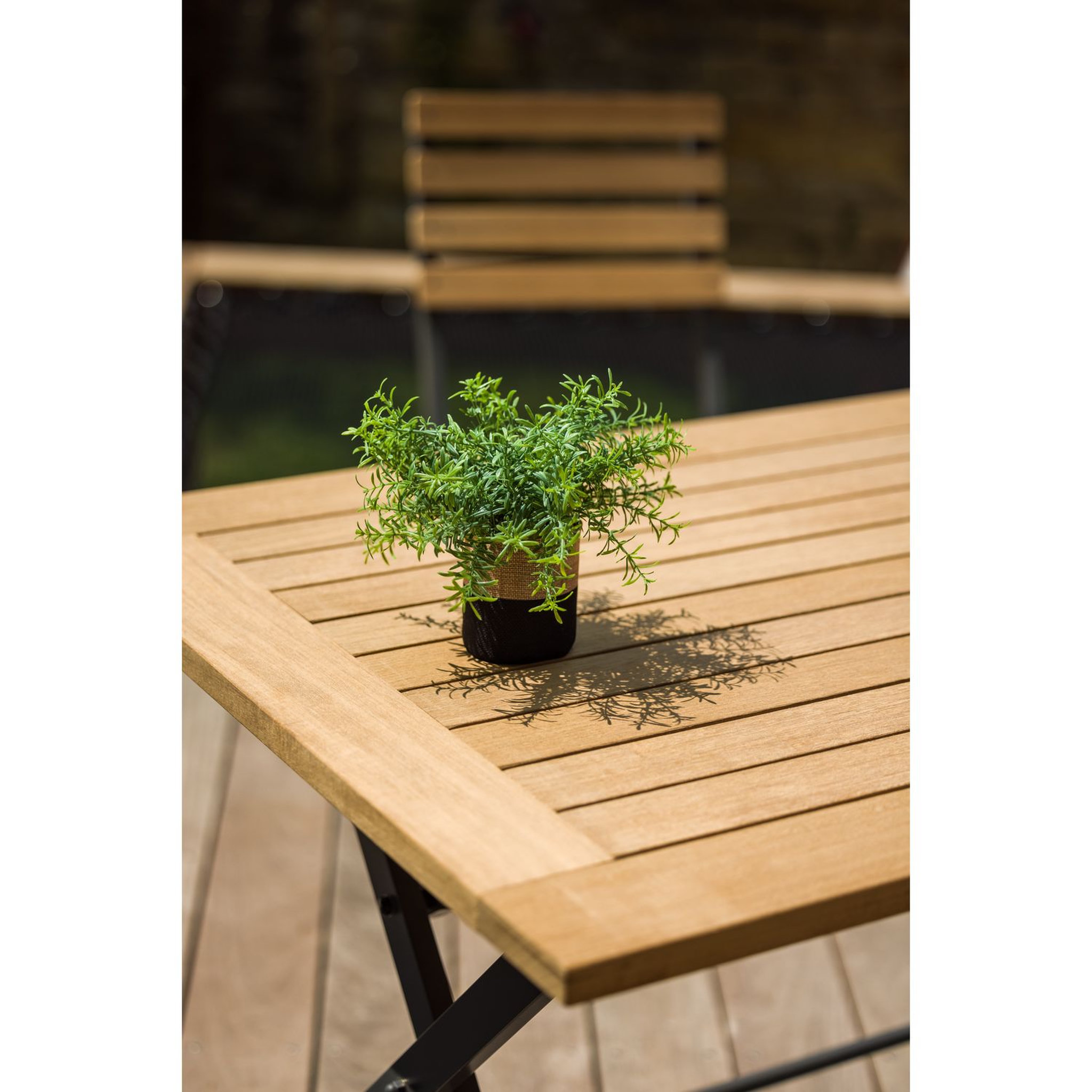 Voir la diapositive 6 : JARDILINE Salon de jardin - 4 places - Teck/Aluminium - Naturel/gris - PORTO RICO
