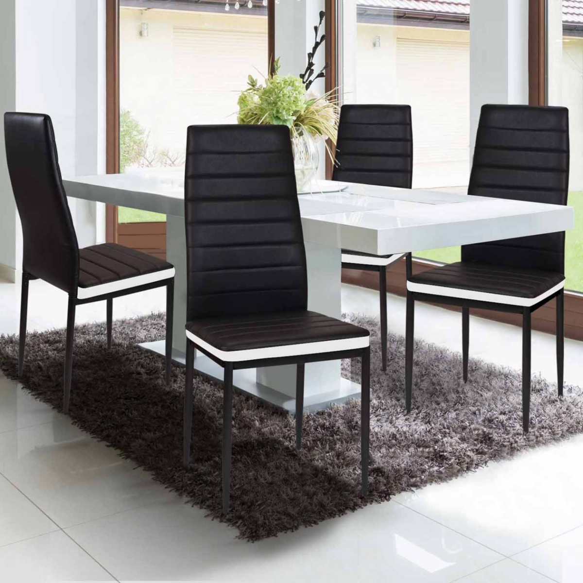 ID MARKET Lot de 4 chaises ROMANE noires bandeau blanc pour salle à manger