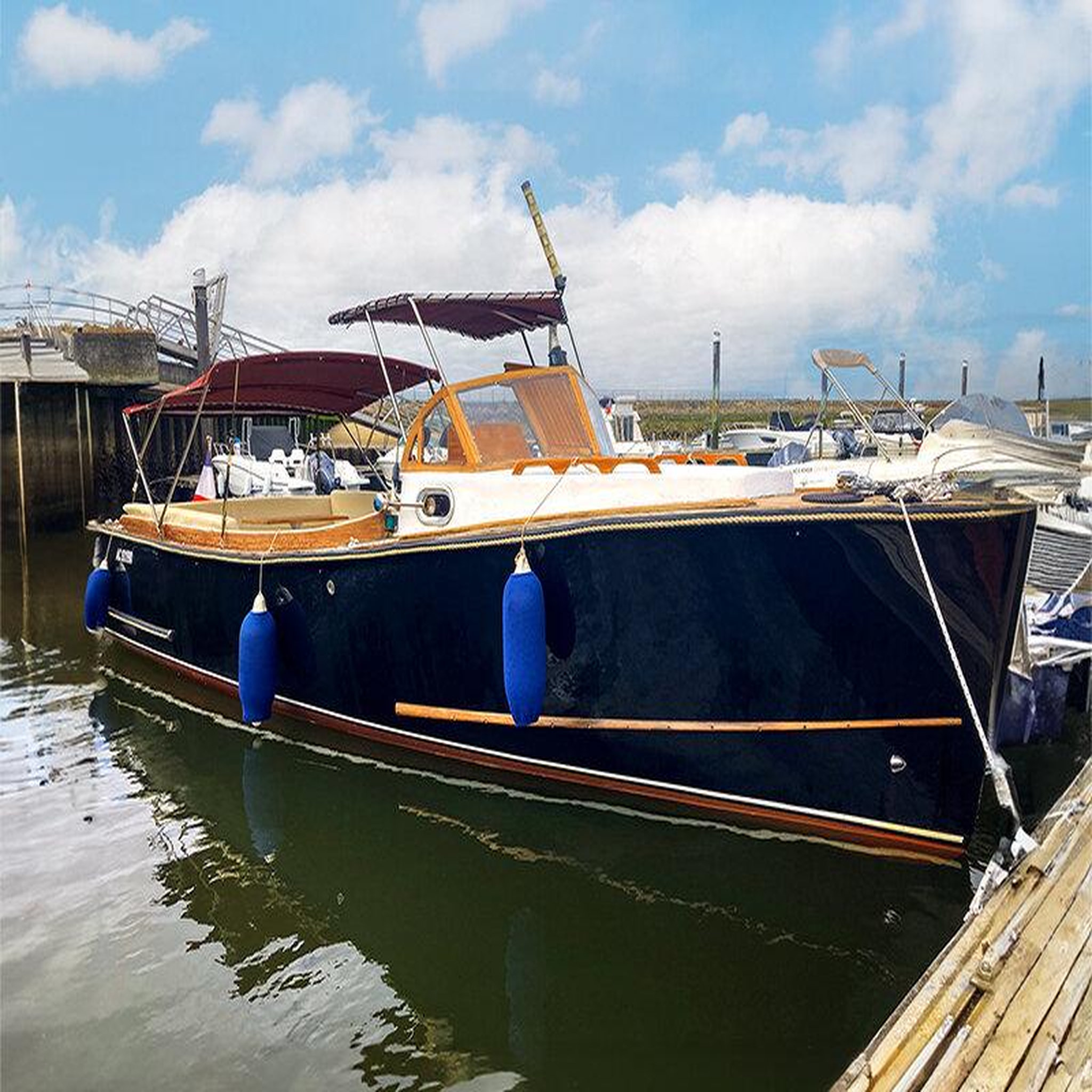 Voir la diapositive 5 : Smartbox 2 jours en studio avec balade en bateau près d'arcachon - coffret cadeau séjour