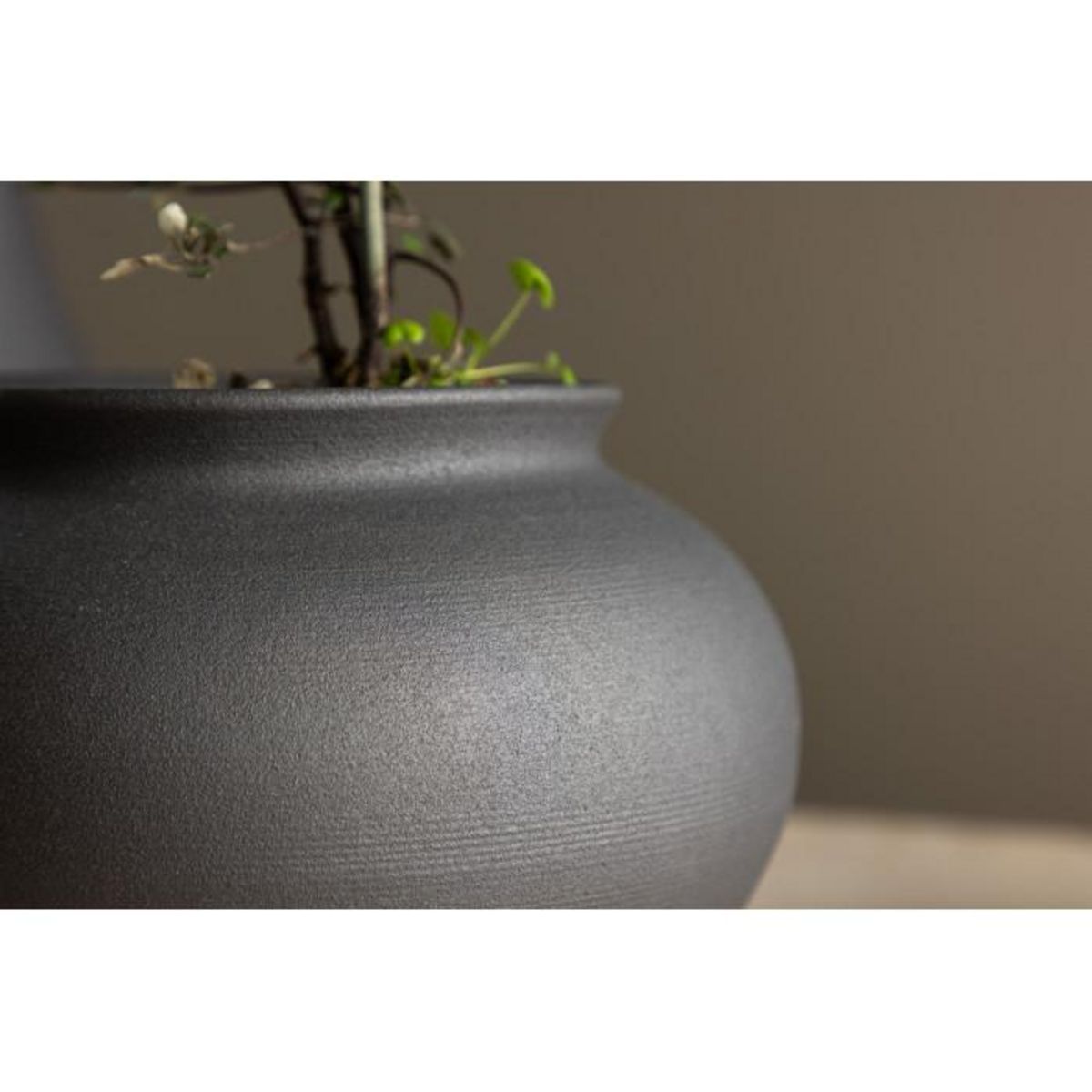 Paris Prix Vase Design  Rellis  18cm Noir