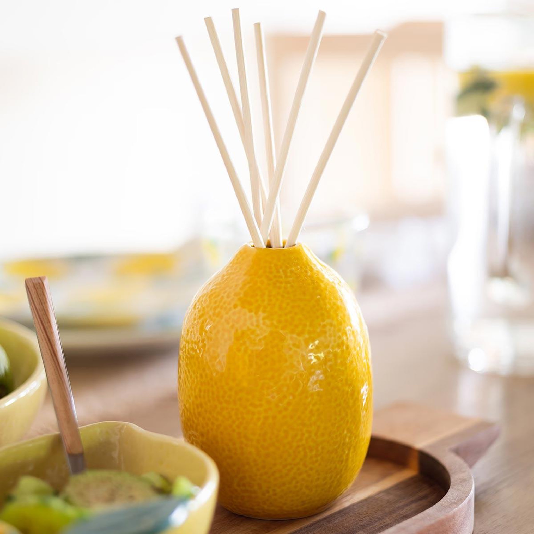 Voir la diapositive 5 : ATMOSPHERA Diffuseur de Parfum Citron en Céramique  Yucatan  150ml Jaune