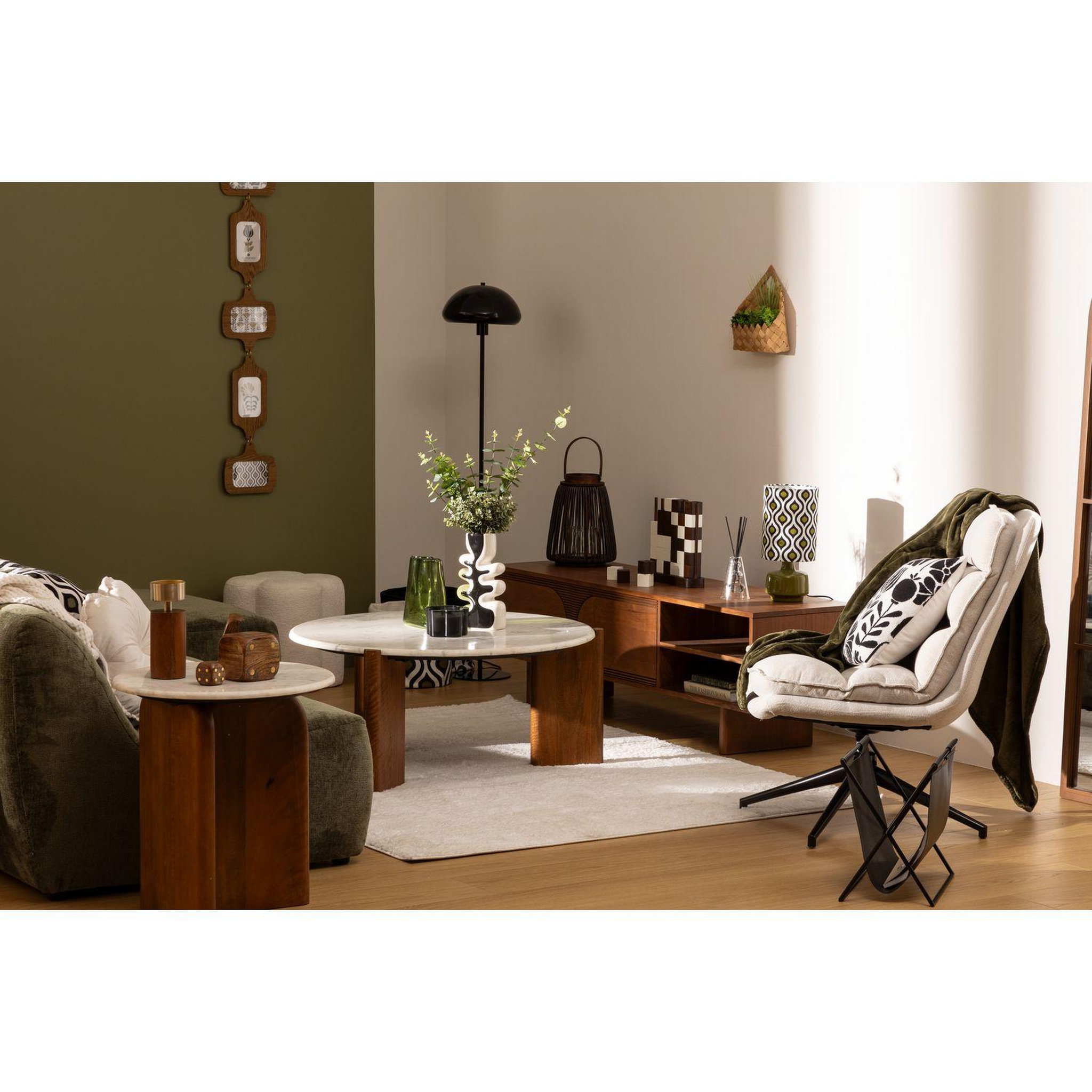 Voir la diapositive 6 : ATMOSPHERA Fauteuil pivotant en tissu et pieds métal HARPER