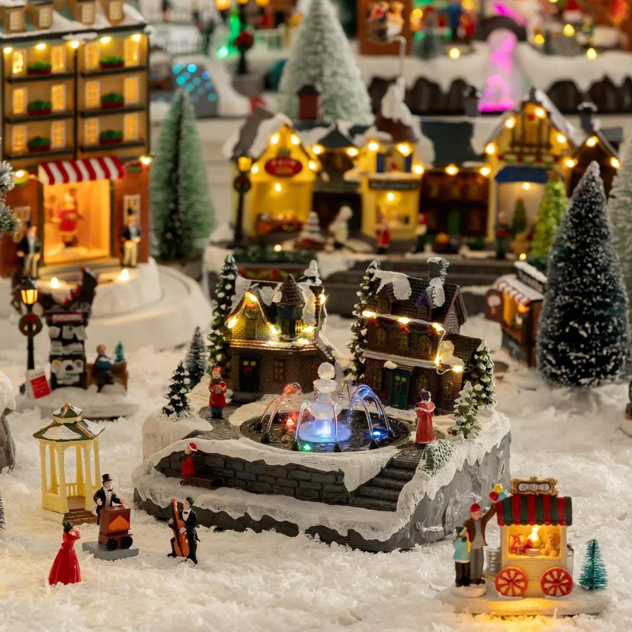 Voir la diapositive 2 : FEERIC LIGHT & CHRISTMAS Village de noël fontaine  ville  26cm multicolore