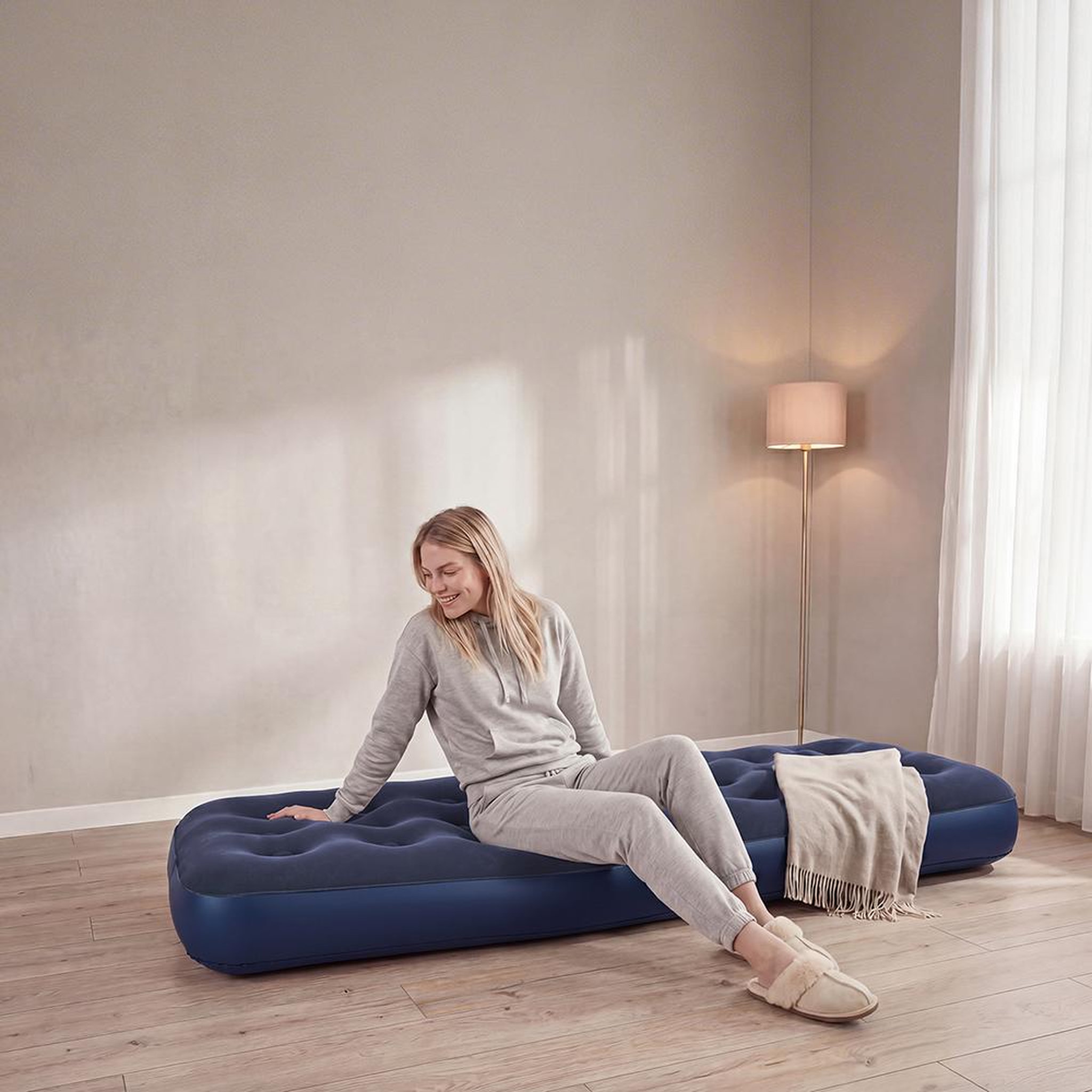Voir la diapositive 4 : SOBUY Chaise Longue Gonflable Gris 191x76x22cm OGS32-II-HG-P01
