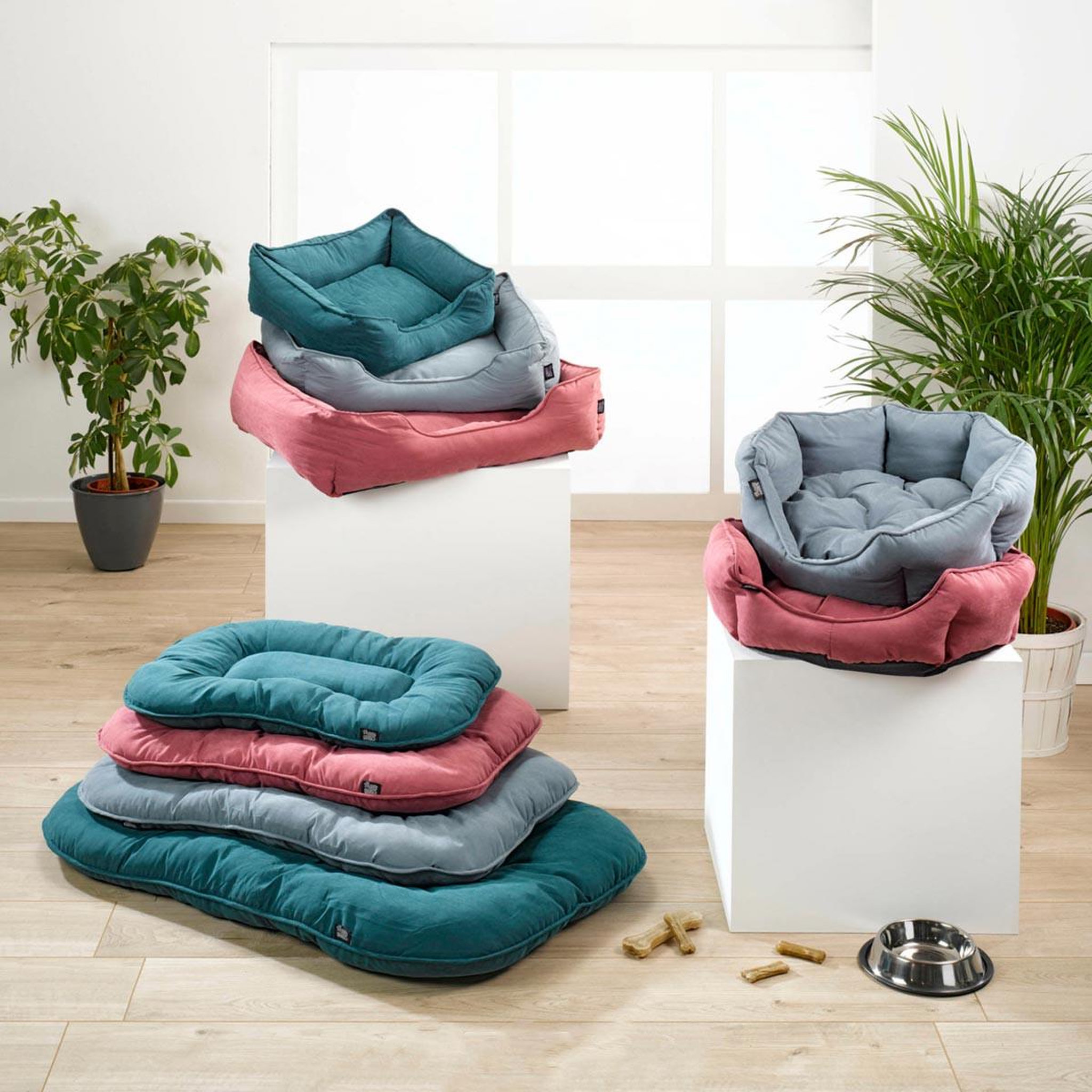 Voir la diapositive 3 : LOVE STORY Coussin pour chien & chat  softy  69cm émeraude