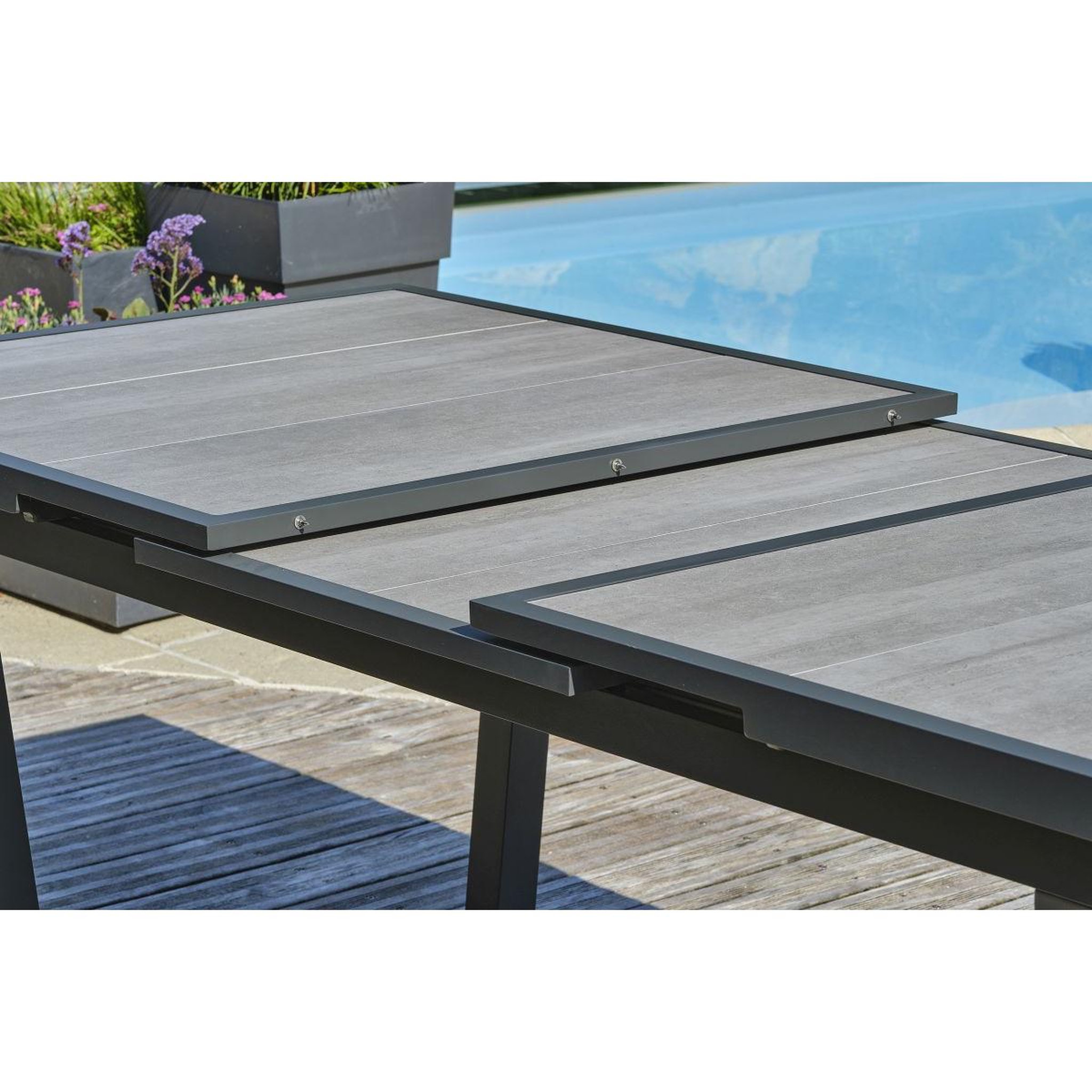 Voir la diapositive 4 : DCB GARDEN Ensemble Table de jardin Extensible en Céramique & 8 Fauteuils  Olhos  191-251cm Gris Anthracite
