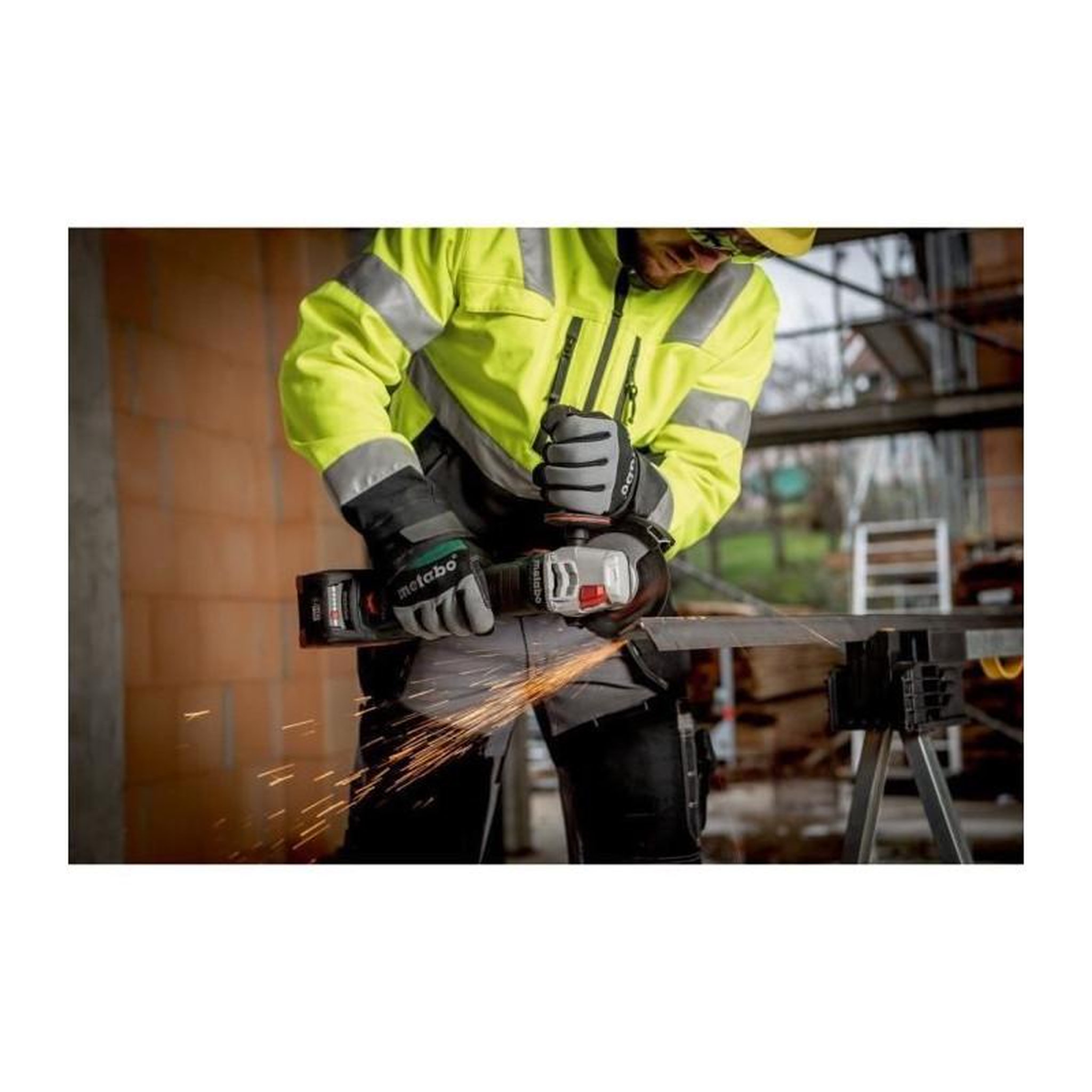 Voir la diapositive 2 : METABO Meuleuse sans fil - METABO - WVB 18 LT BL 11-125 Quick - 18V - Béton - Professionnelle