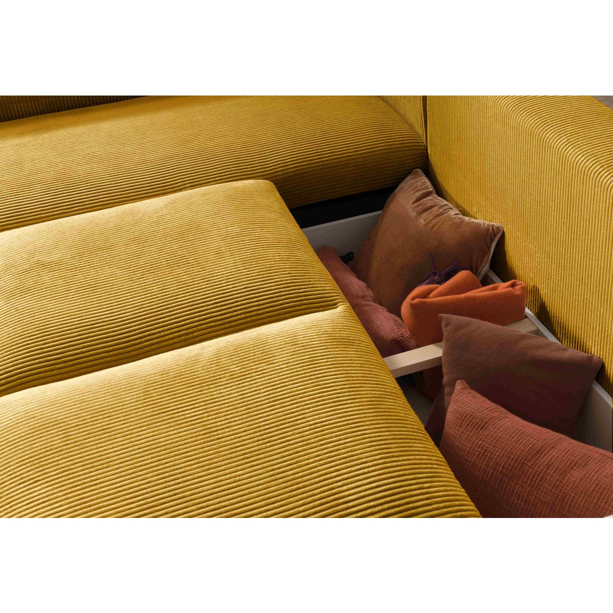 LISA DESIGN Livy - canapé d'angle convertible - avec coffre - en velours côtelé - 5 places - gauche