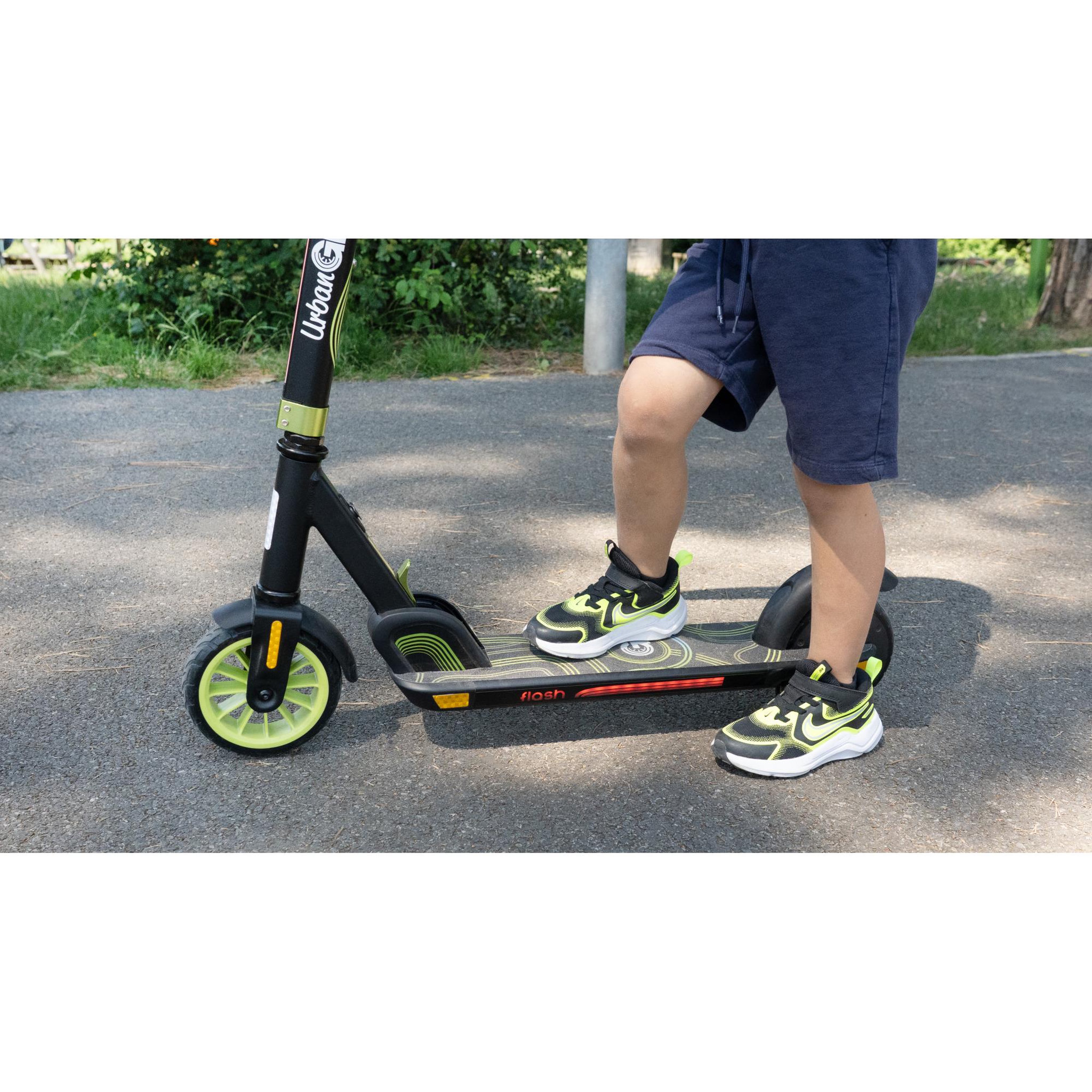 Voir la diapositive 6 : URBANGLIDE Ride flash – trottinette électrique enfant 6 ans+ | 16km/h | lumières led rgb | 6,5 kg