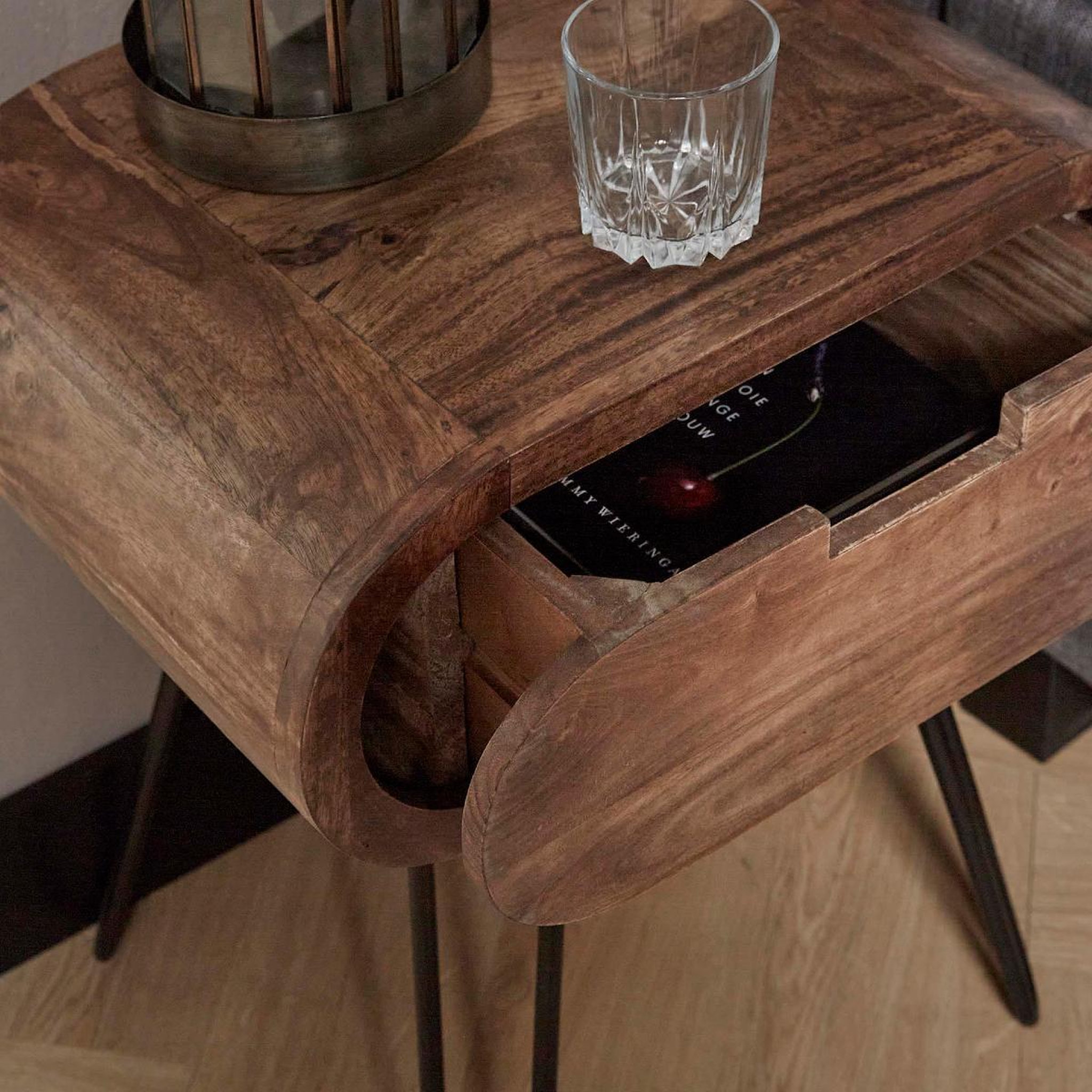Voir la diapositive 5 : JLC KREATION Table de chevet en bois massif capsula 1 tiroir