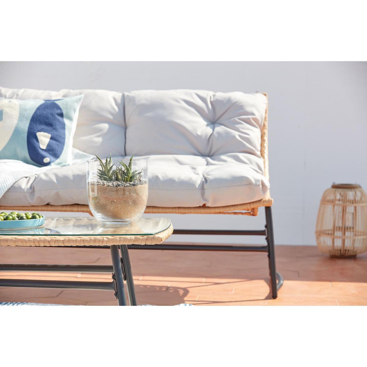 CONCEPT USINE Salon de jardin bas 4 places en résine rotin & acier GUAHANA