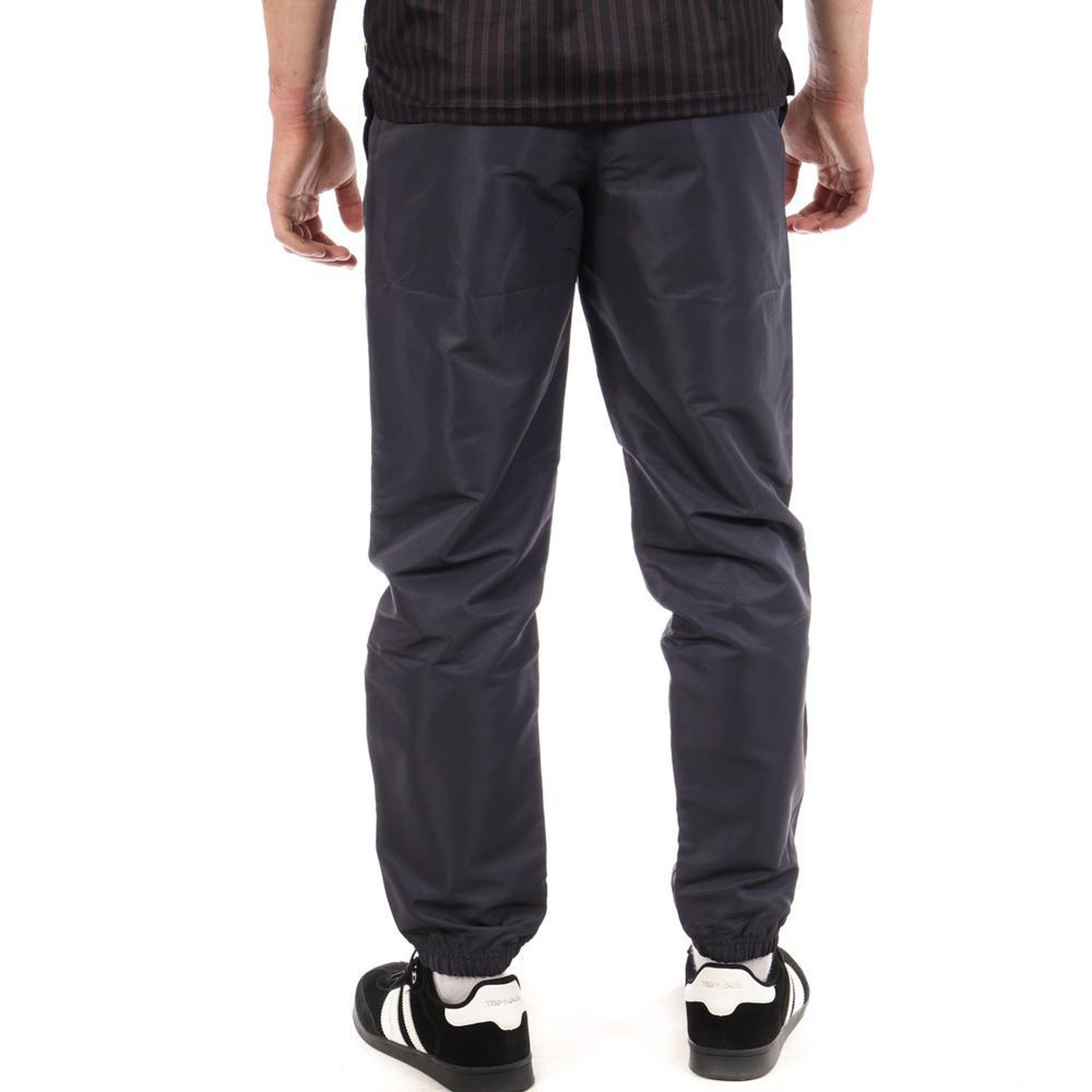 Voir la diapositive 2 : UMBRO Jogging Marine Homme Umbro Outl