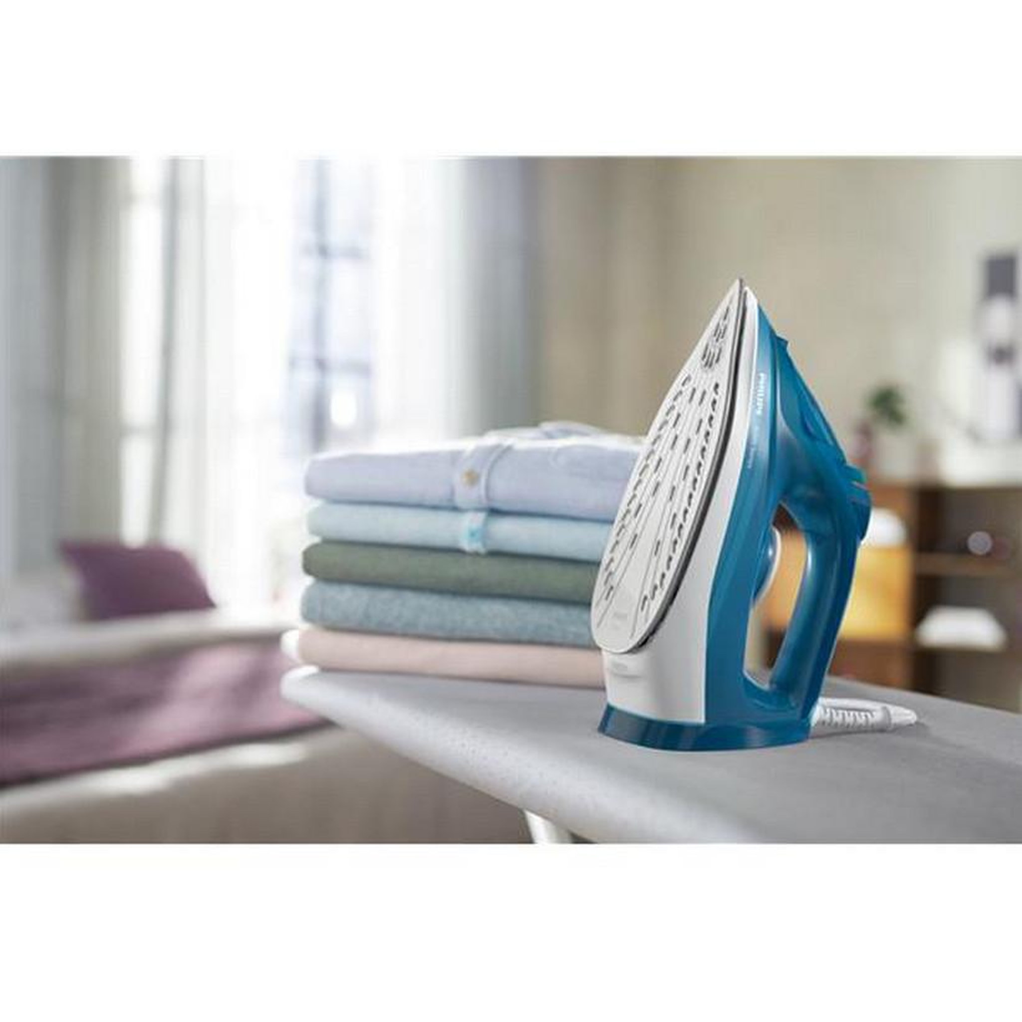 Voir la diapositive 5 : Philips Fer à repasser vapeur 2400w 40g/mn - DST3040/70