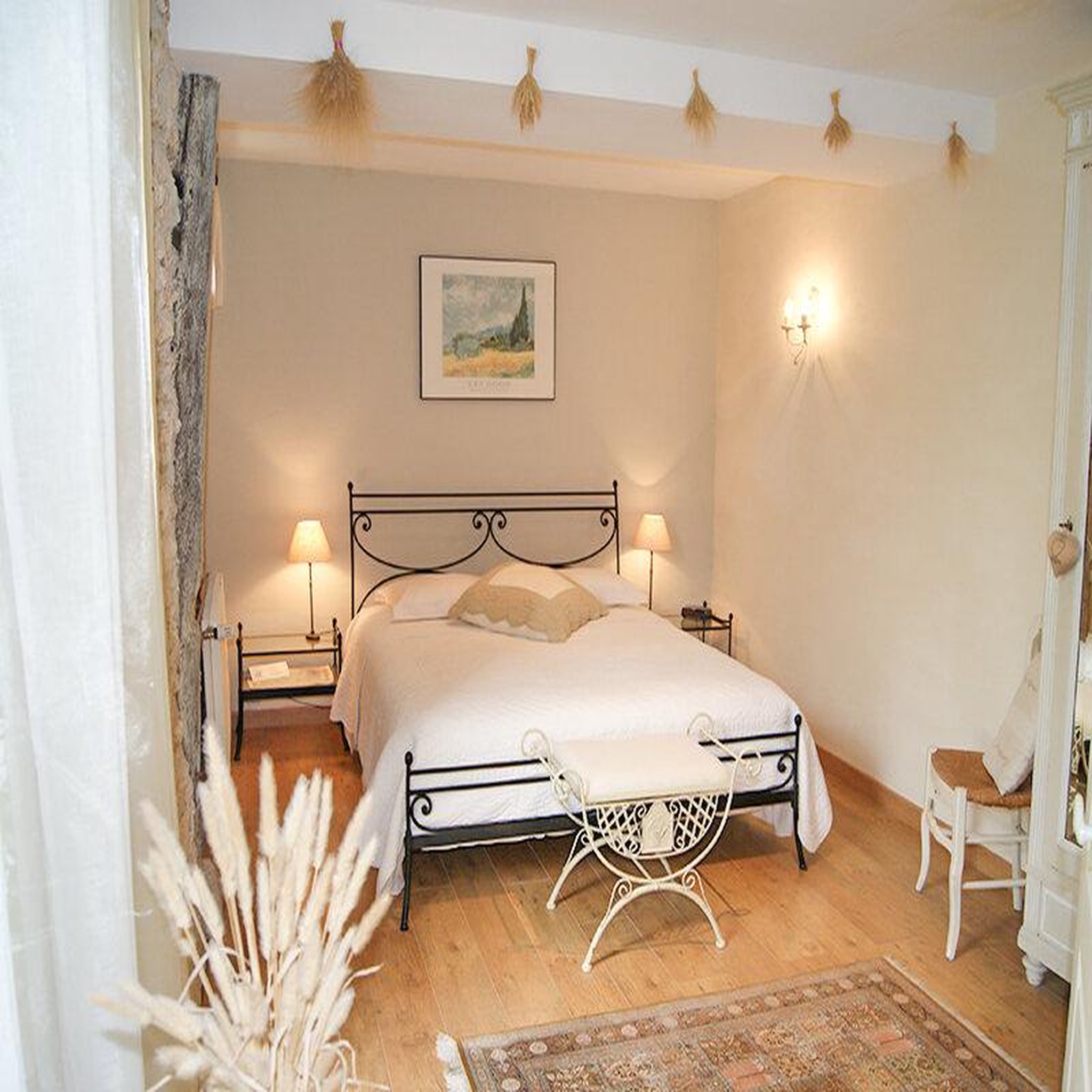 Voir la diapositive 2 : Smartbox Séjour à proximité des châteaux de la loire en touraine - coffret cadeau séjour