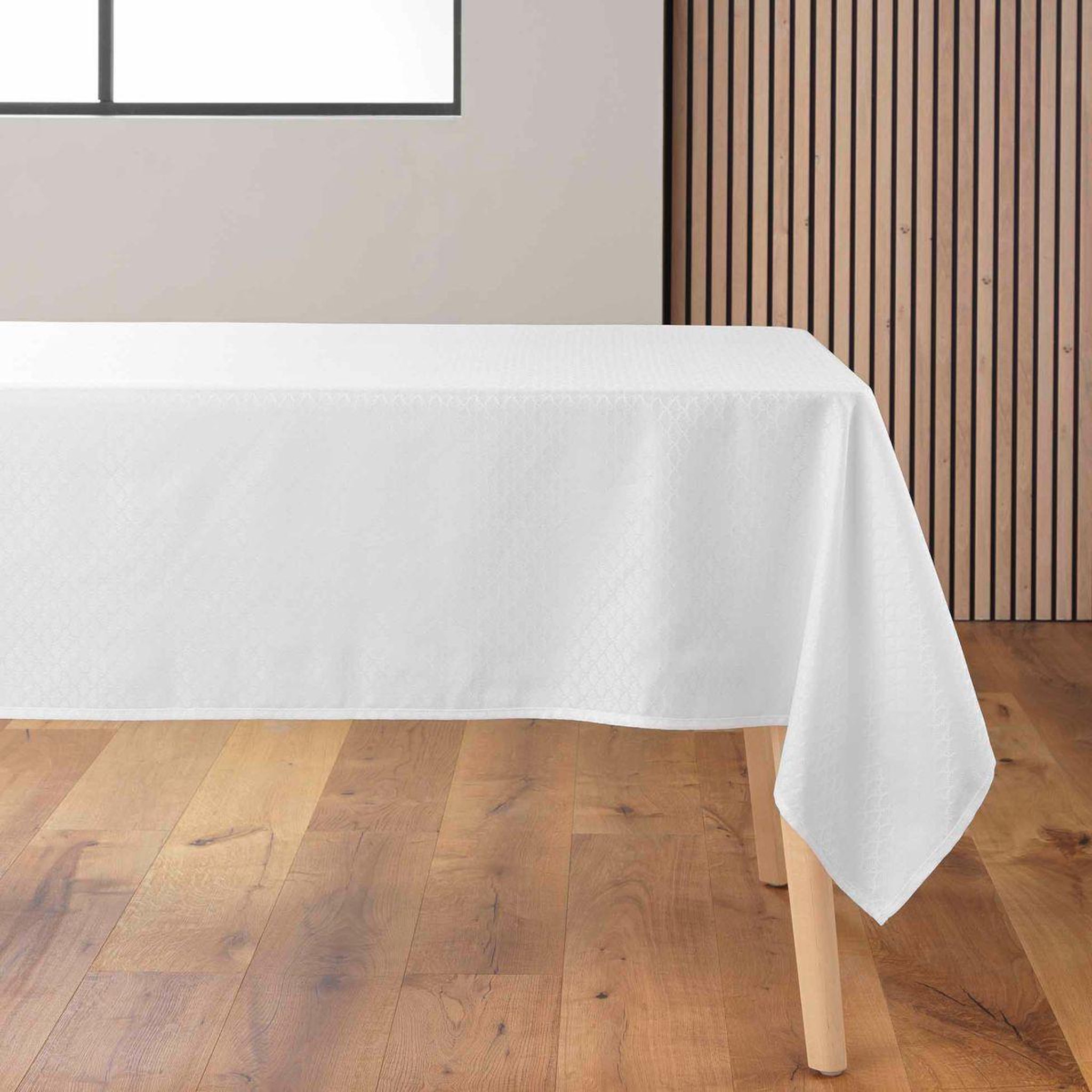 Douceur d'Intérieur Nappe jacquard imprimé  artea  140x240cm blanc