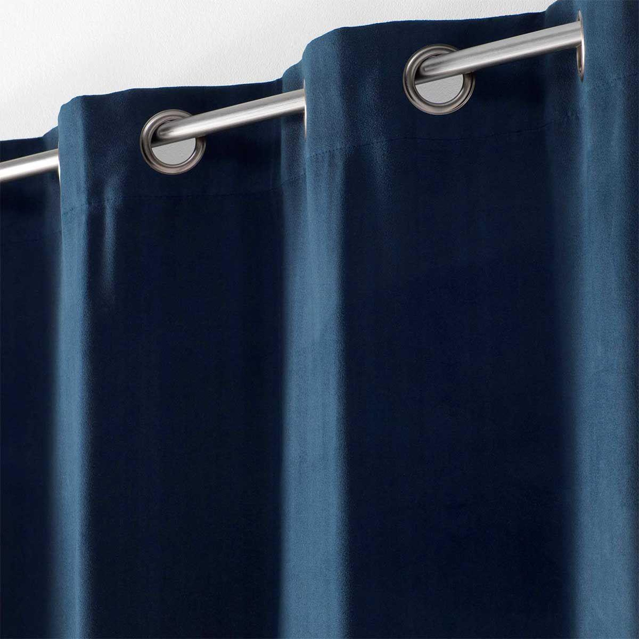 Voir la diapositive 2 : Douceur d'Intérieur Rideau à œillets  sultane  140x240cm bleu marine