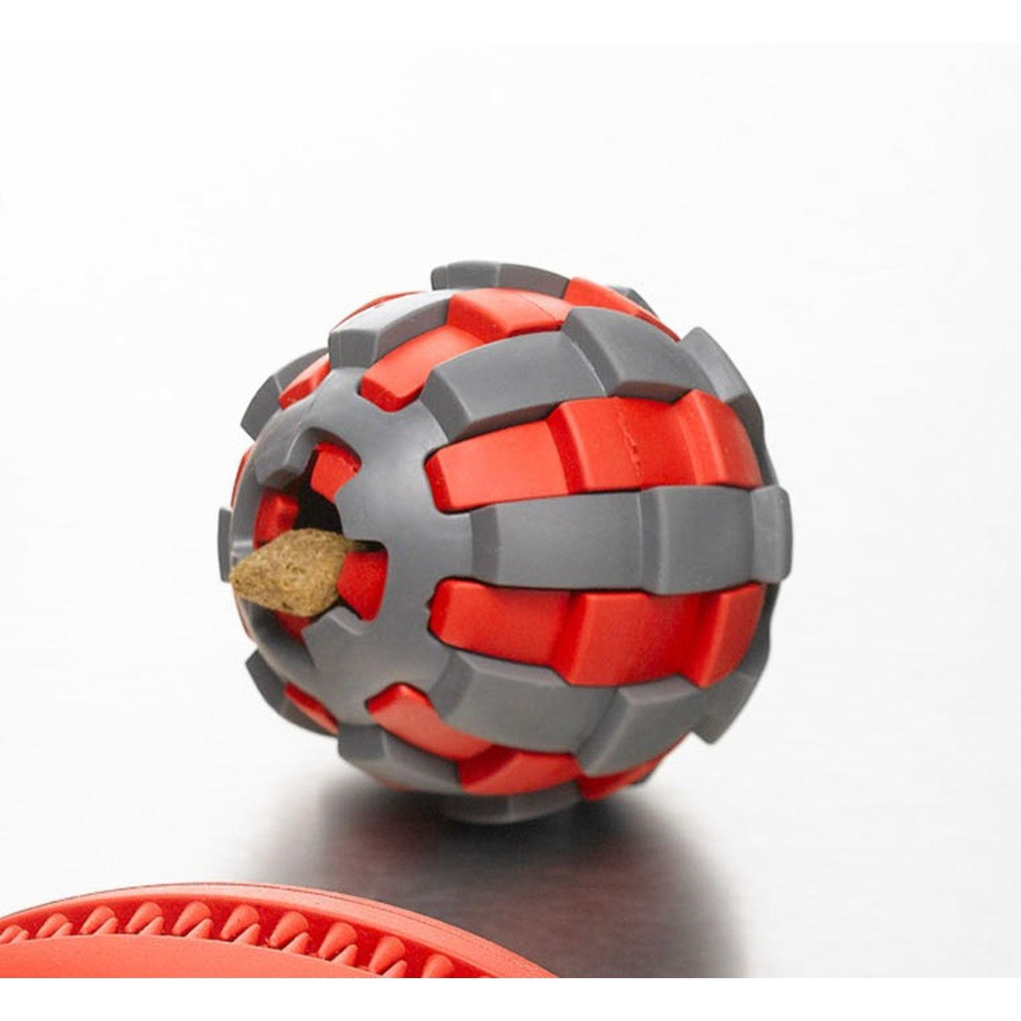 Voir la diapositive 2 : LOVE STORY Balle distributeur de croquettes - noir et rouge