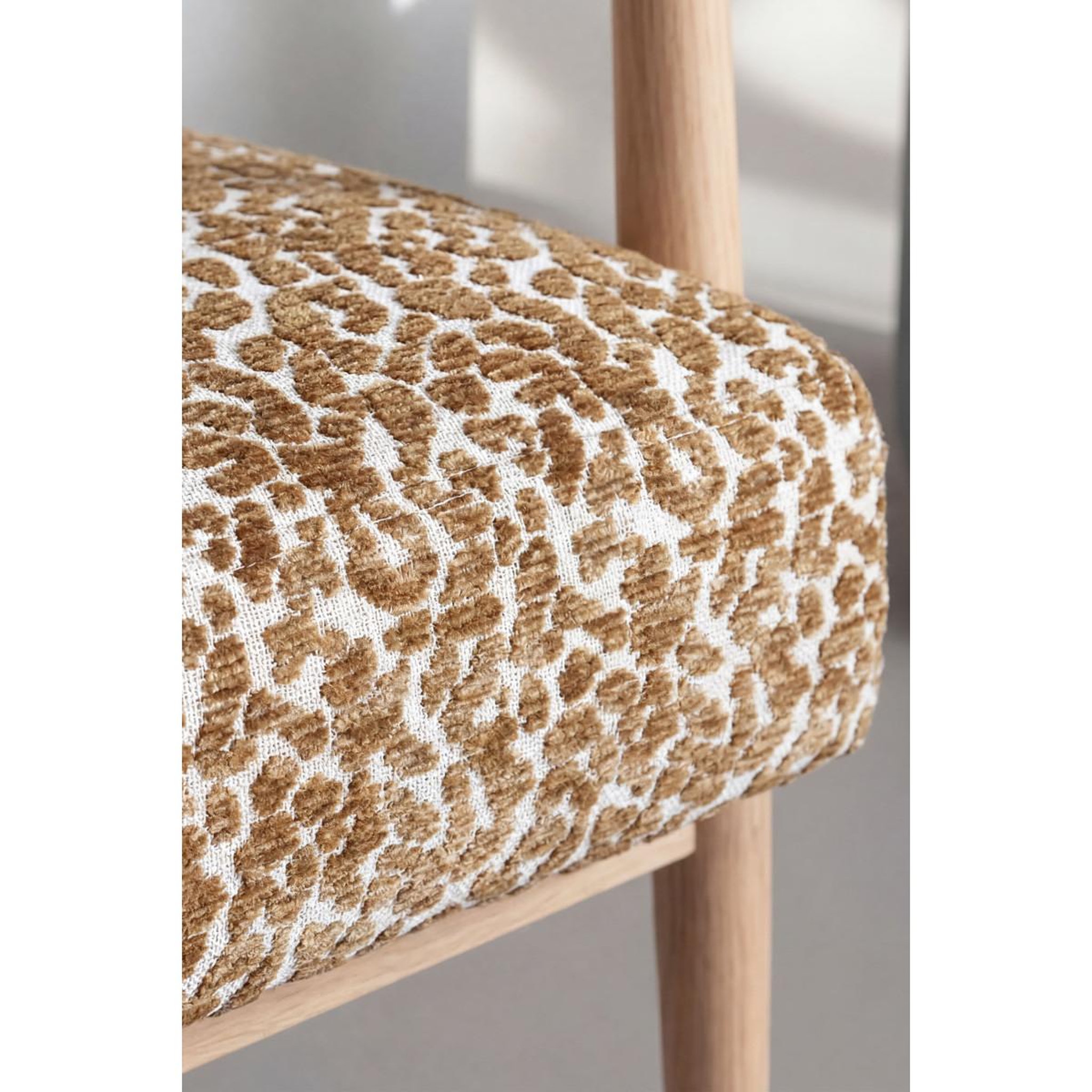 Voir la diapositive 5 : Paris Prix Fauteuil design léopard  runbert  80cm marron