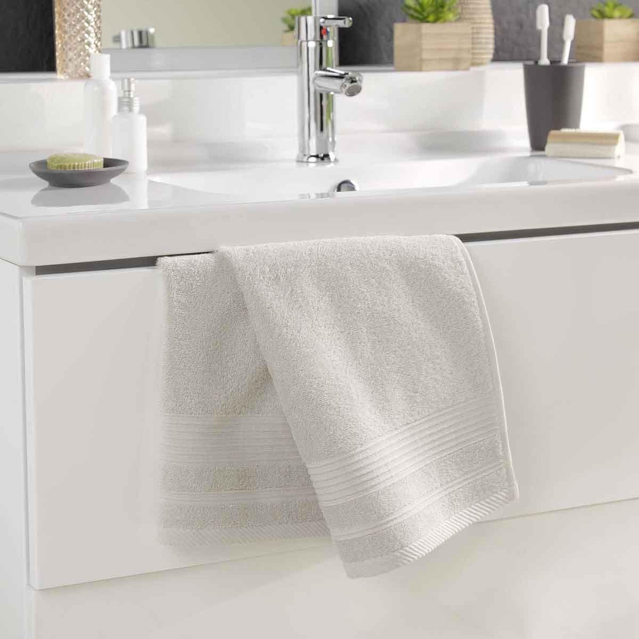 Voir la diapositive 2 : Douceur d'Intérieur Serviette de Toilette  Tendresse  50x90cm Lin