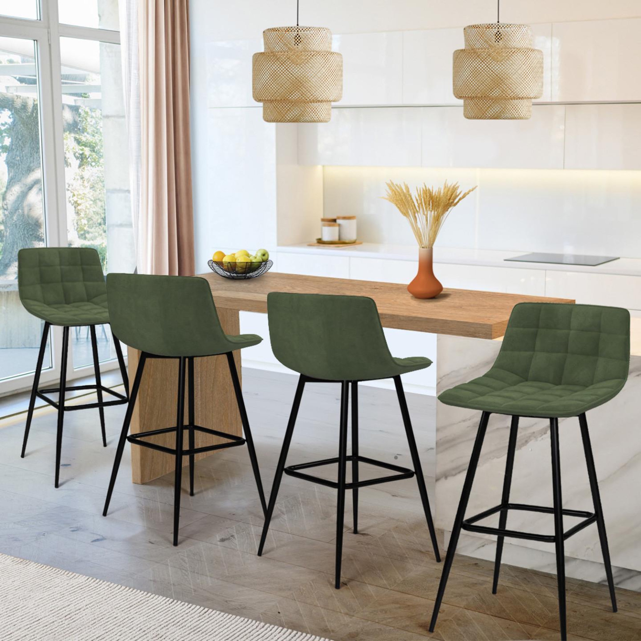 Voir la diapositive 2 : ID MARKET Lot de 4 tabourets de bar mady en velours vert