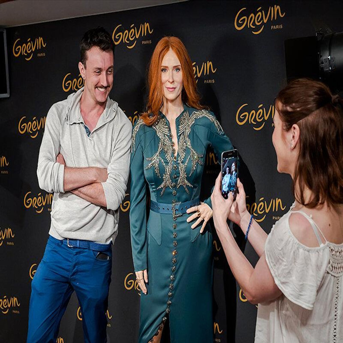 Smartbox Sortie en famille à Paris en 2026 : billets pour 2 adultes et 2 enfants au musée Grévin - Coffret Cadeau Multi-thèmes