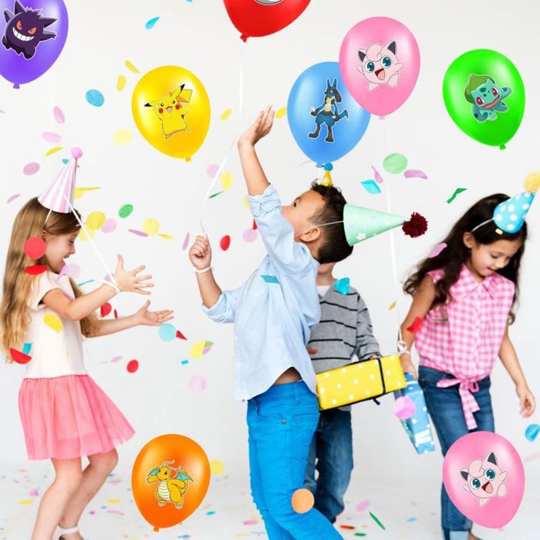 Voir la diapositive 4 : Set de ballons d'anniversaire Pokemon 28 ballons classiques multicolores, 7 modèles, latex naturel