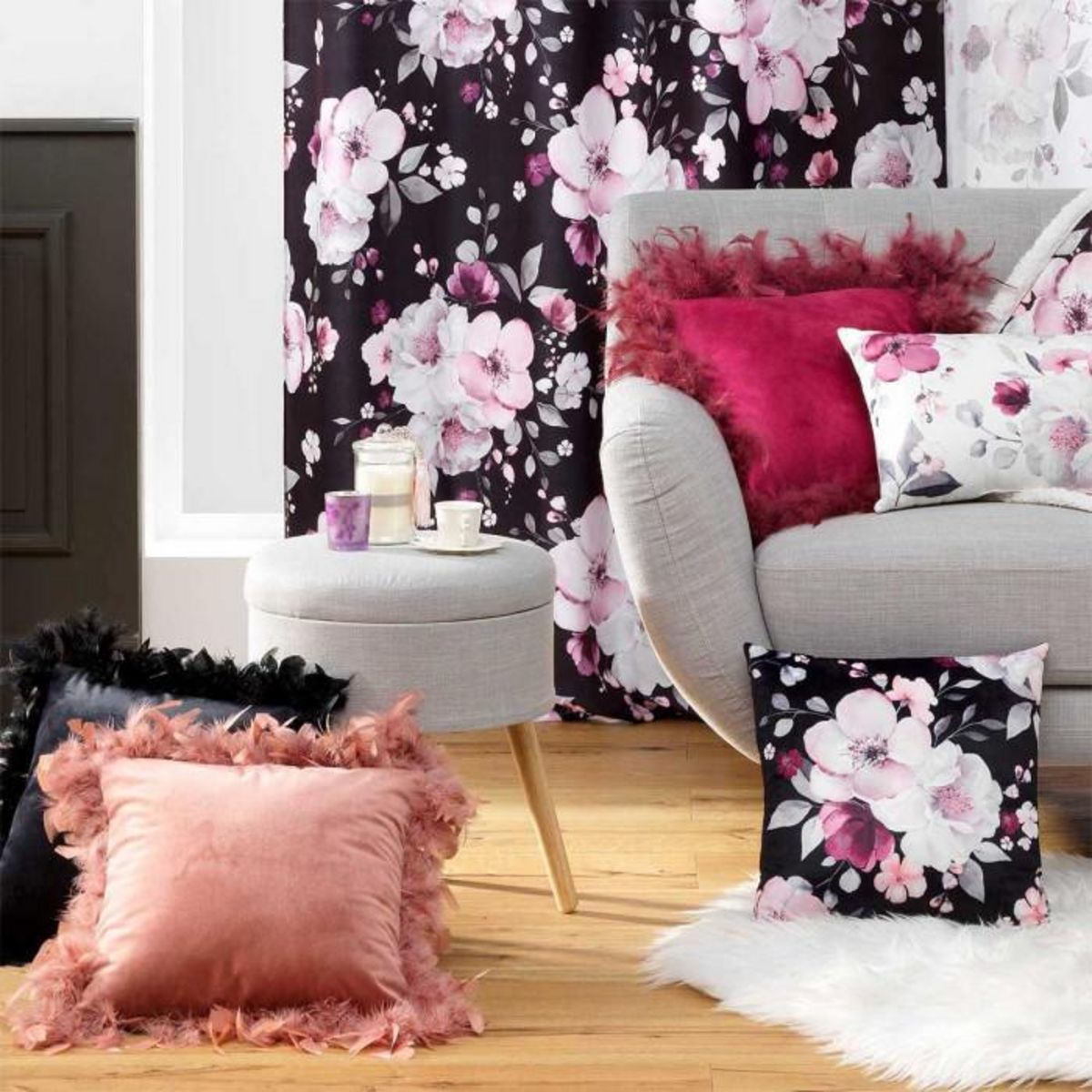 Paris Prix Coussin Déco Plumes  Marlina  40x40cm Noir