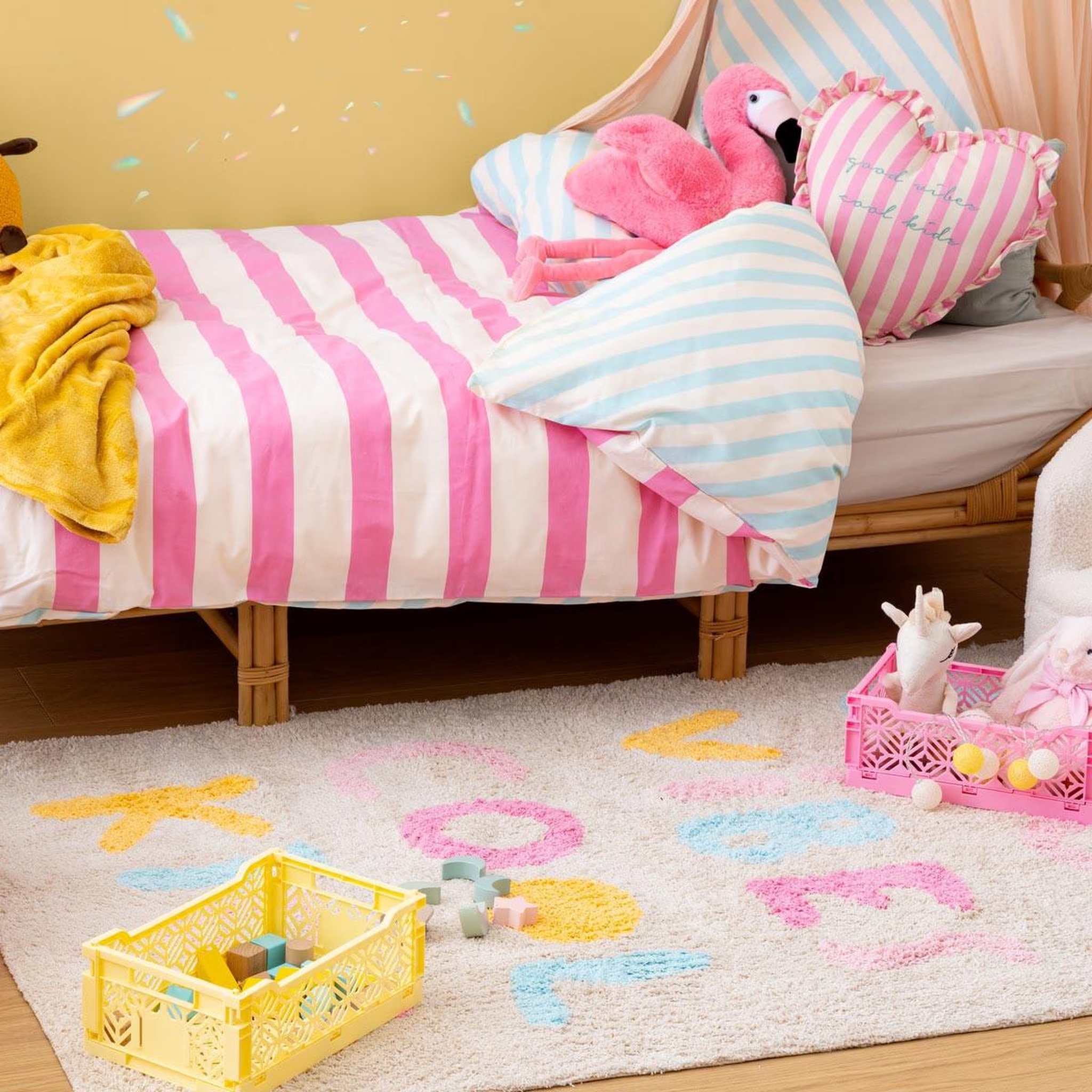 Voir la diapositive 3 : Atmosphera Kids Tapis tufté à inscriptions  assya  100x150cm multicolore