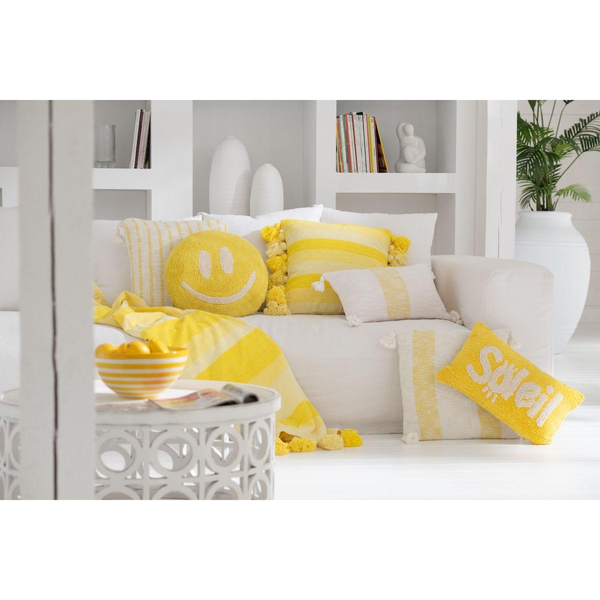 Voir la diapositive 3 : J-LINE Plaid rayé à pompons  polly  130x180cm jaune
